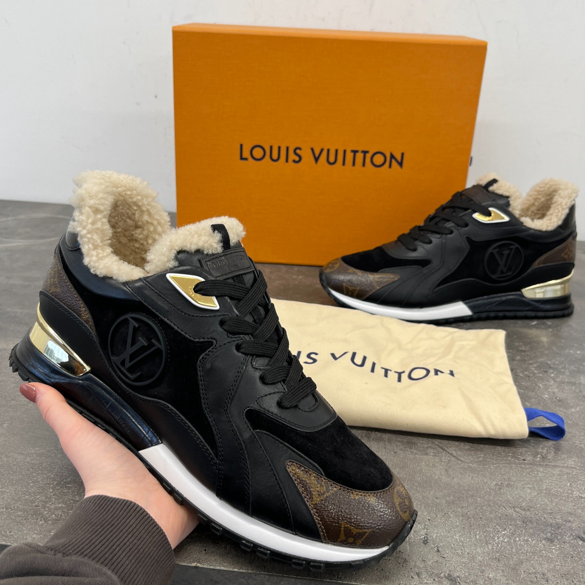 Women's Run Away Fur Low Trainers Brown Size EU 42 / UK 9