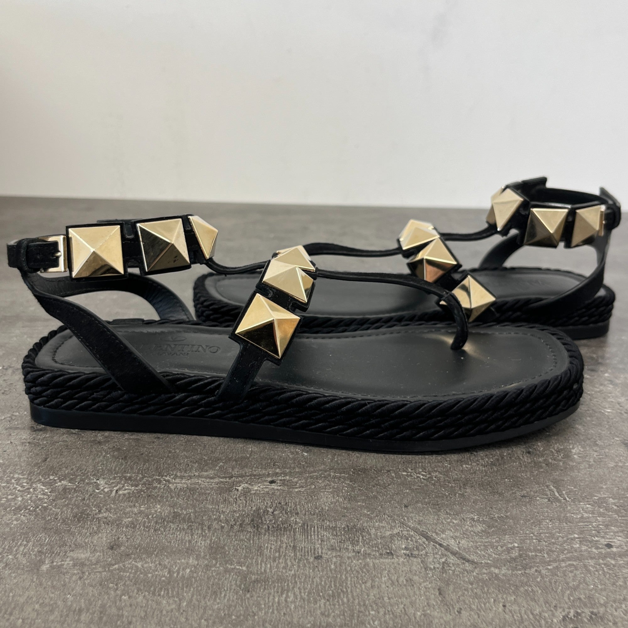 Women's Rock Stud Sandals Black Size EU 36 / UK 3