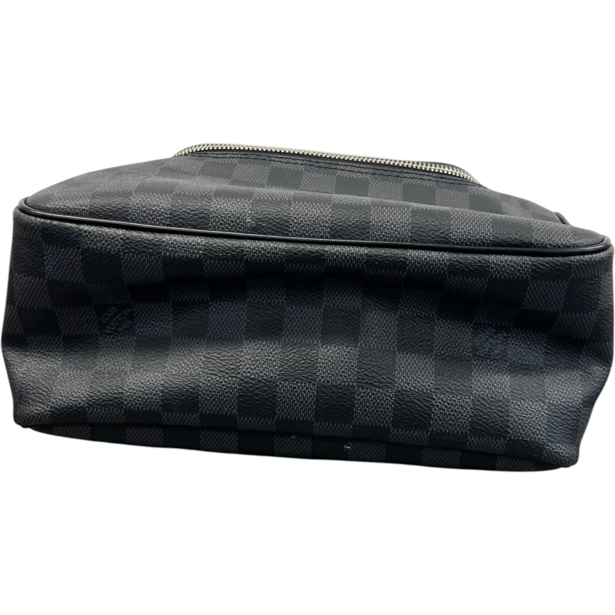 Men's Damier Graphite Toiletry Bag Black