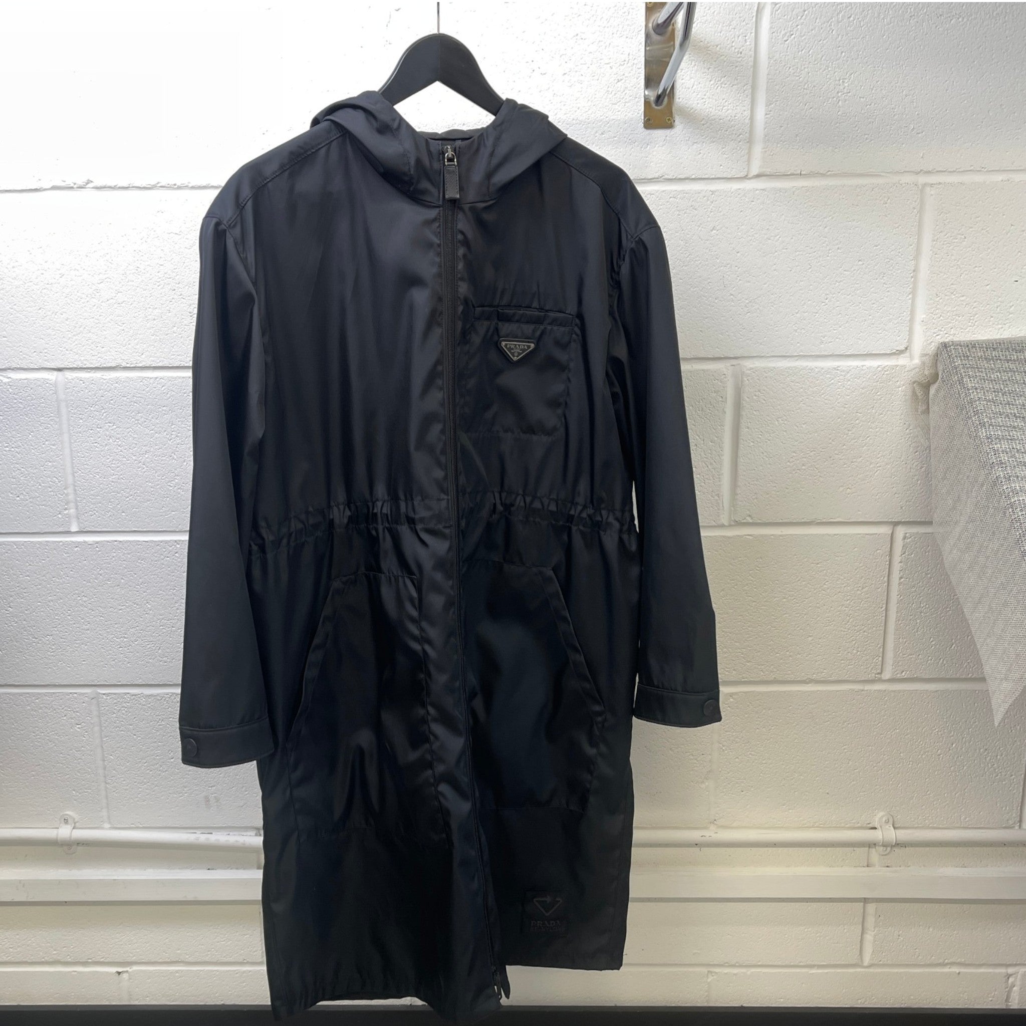 Women's Plaque Logo Raincoat Jacket Black Size IT 40 / UK 8