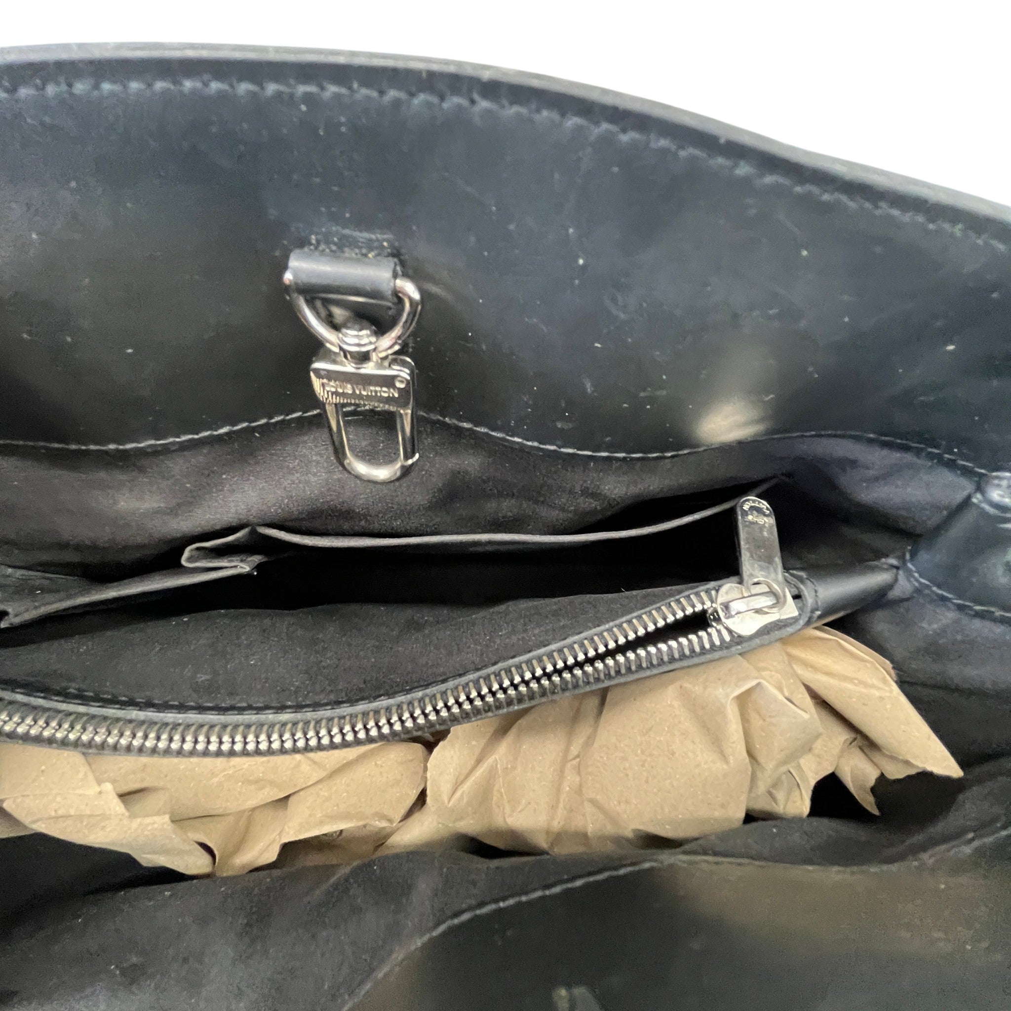 Women's Epi Leather Passy Pm Bag Black