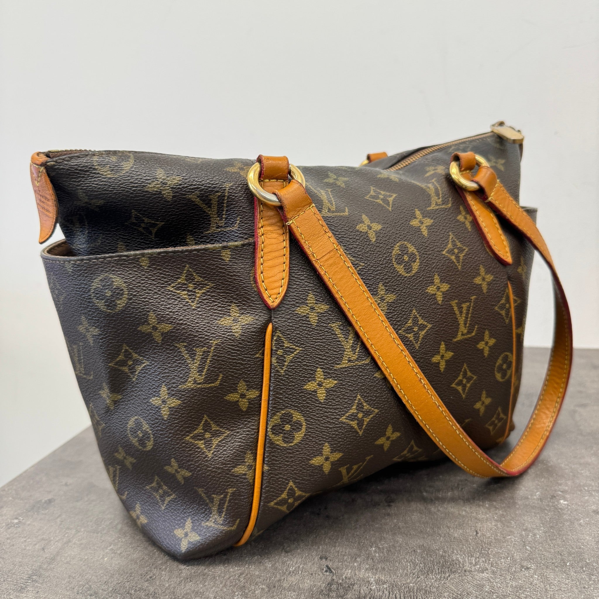 Women's Monogram Canvas Totally Pm Bag Brown