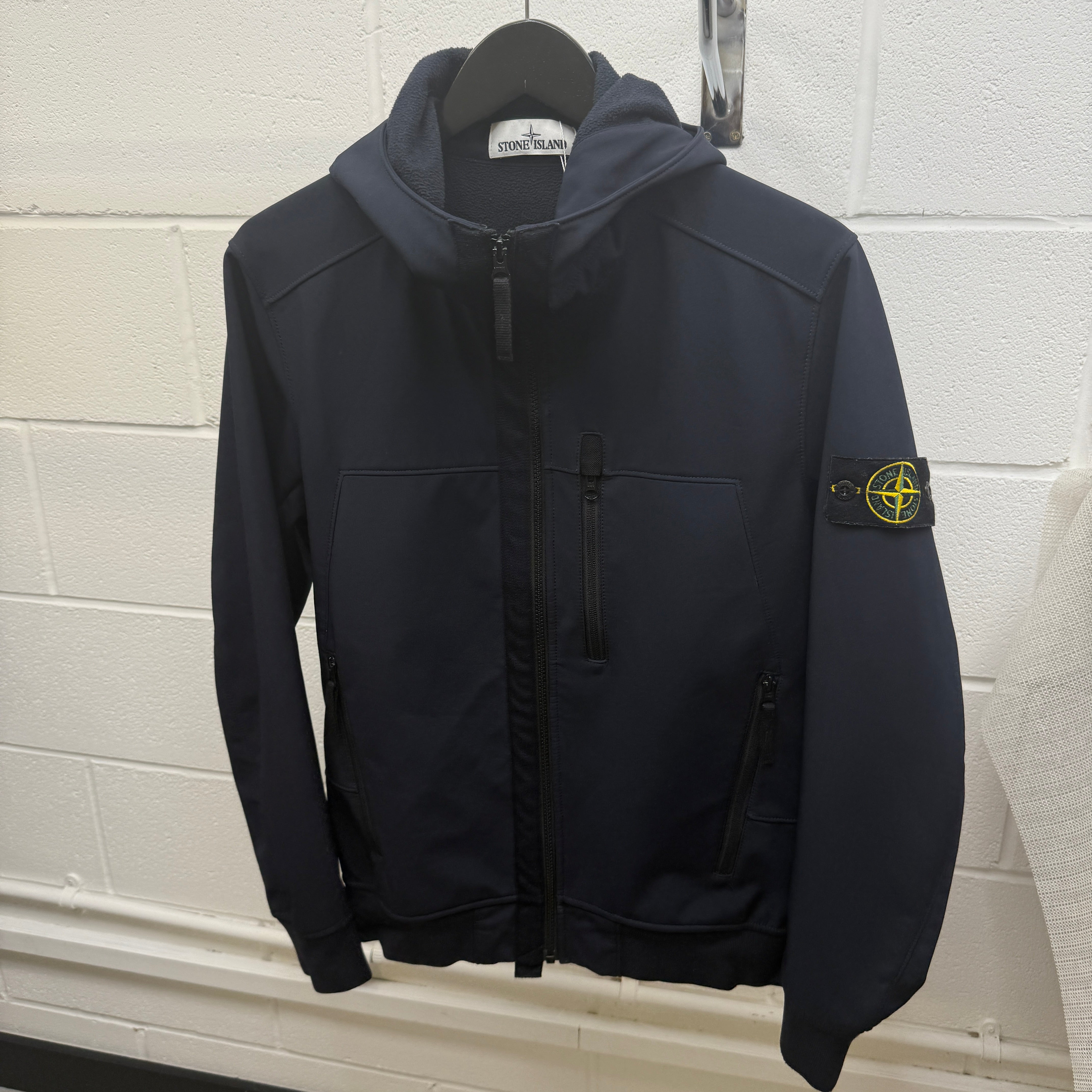 Men's Applique Logo Soft Shell R Jacket Navy Size M