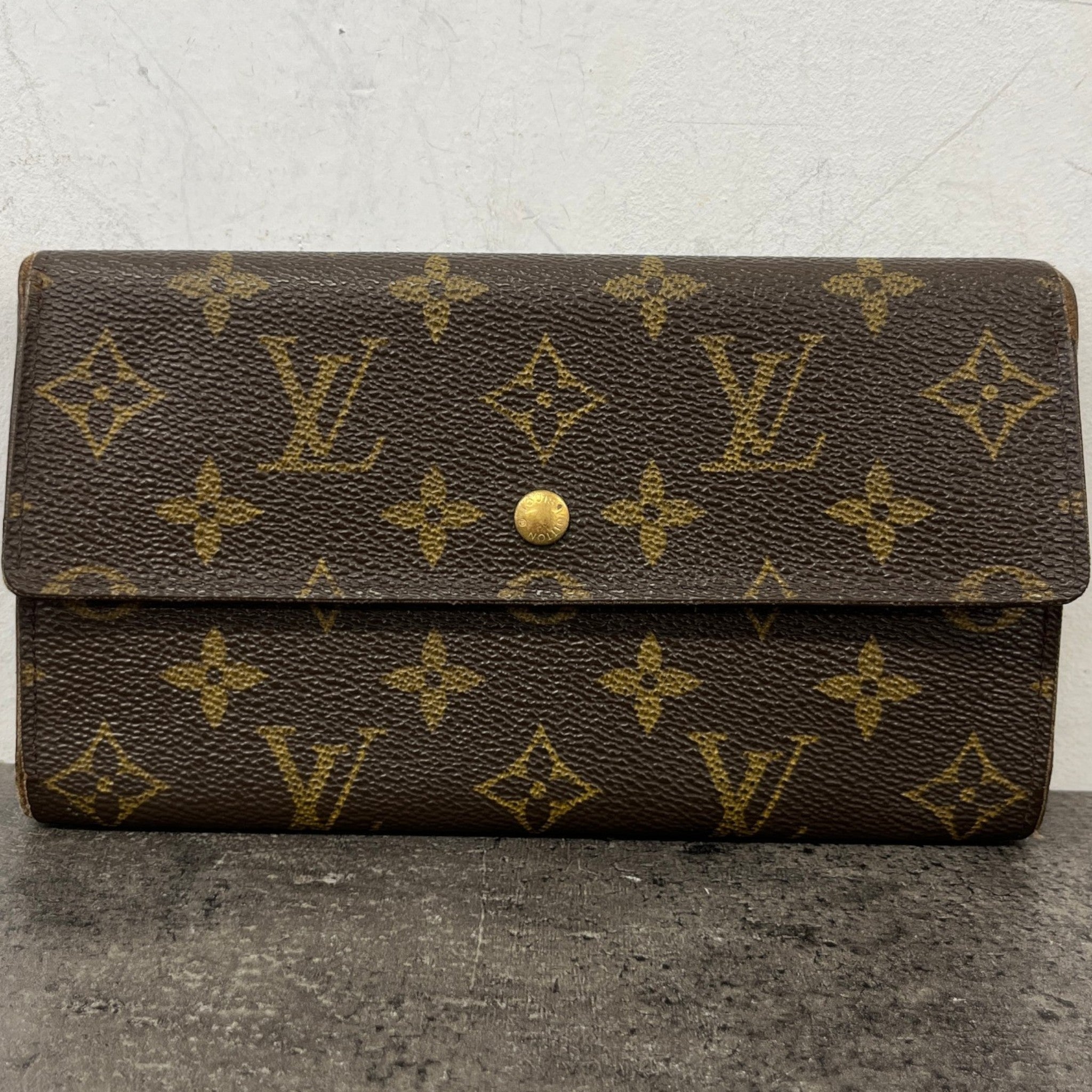 Women's Sarah Monogram Canvas Wallet Brown
