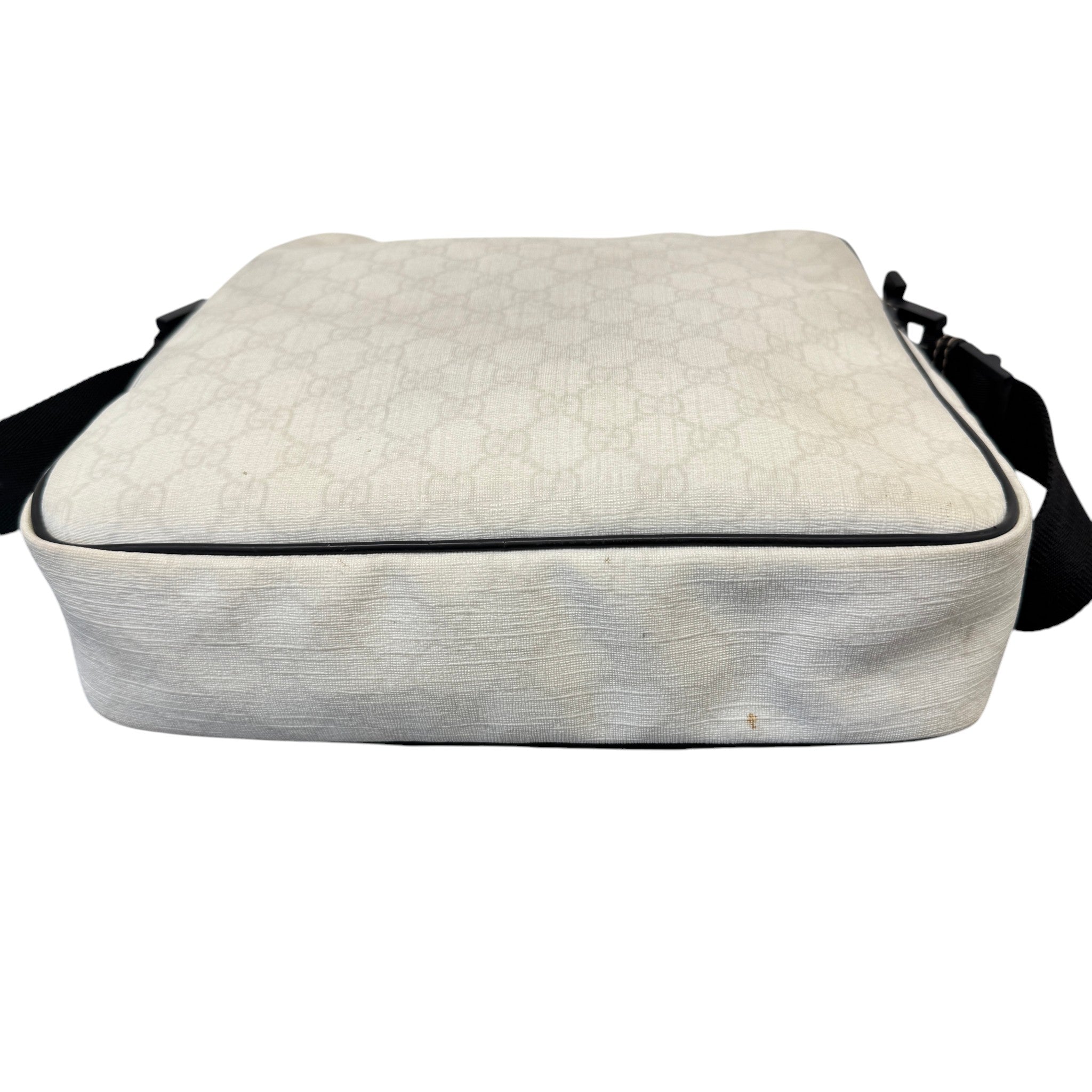 Men's Gg Supreme Messenger Bag White