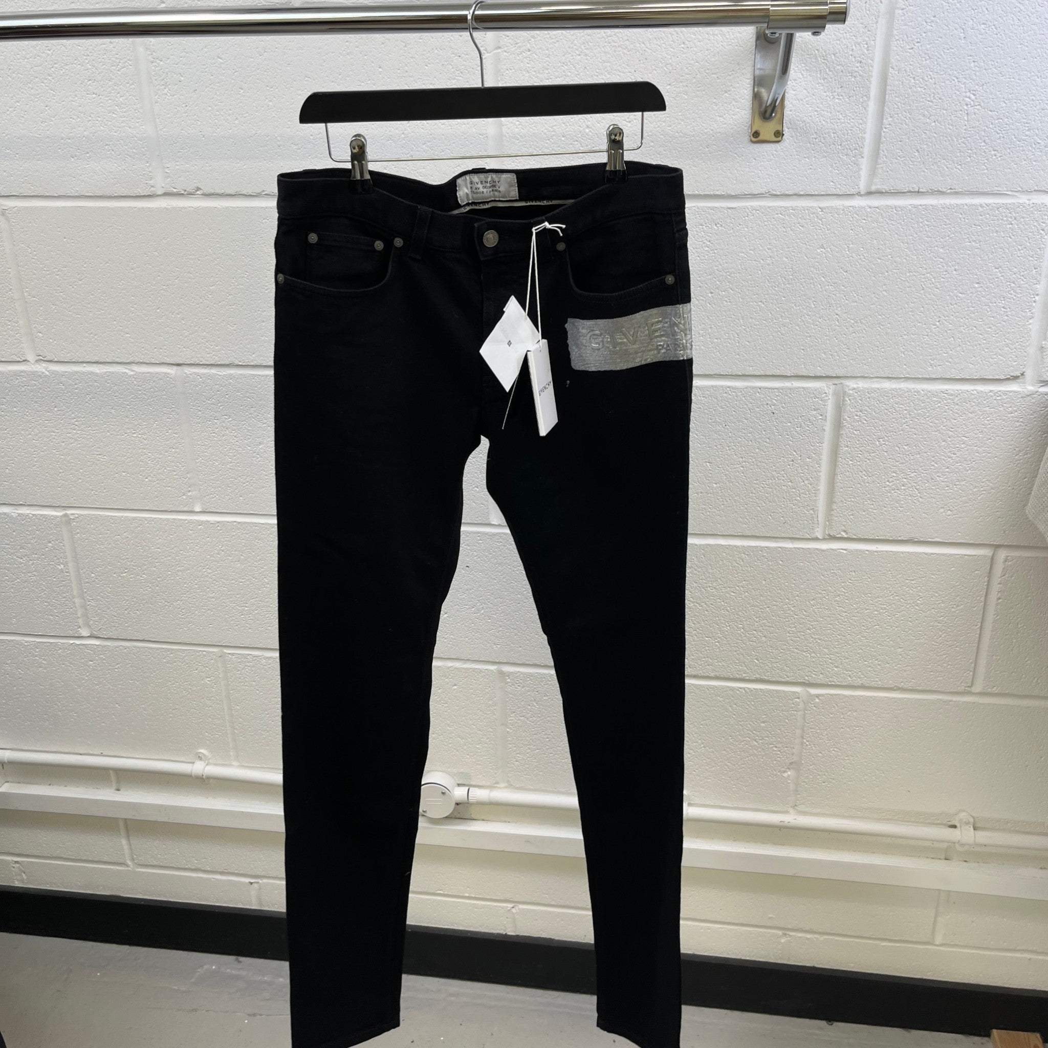Men's Plaque Logo Jeans Black Size IT 48 / UK 32