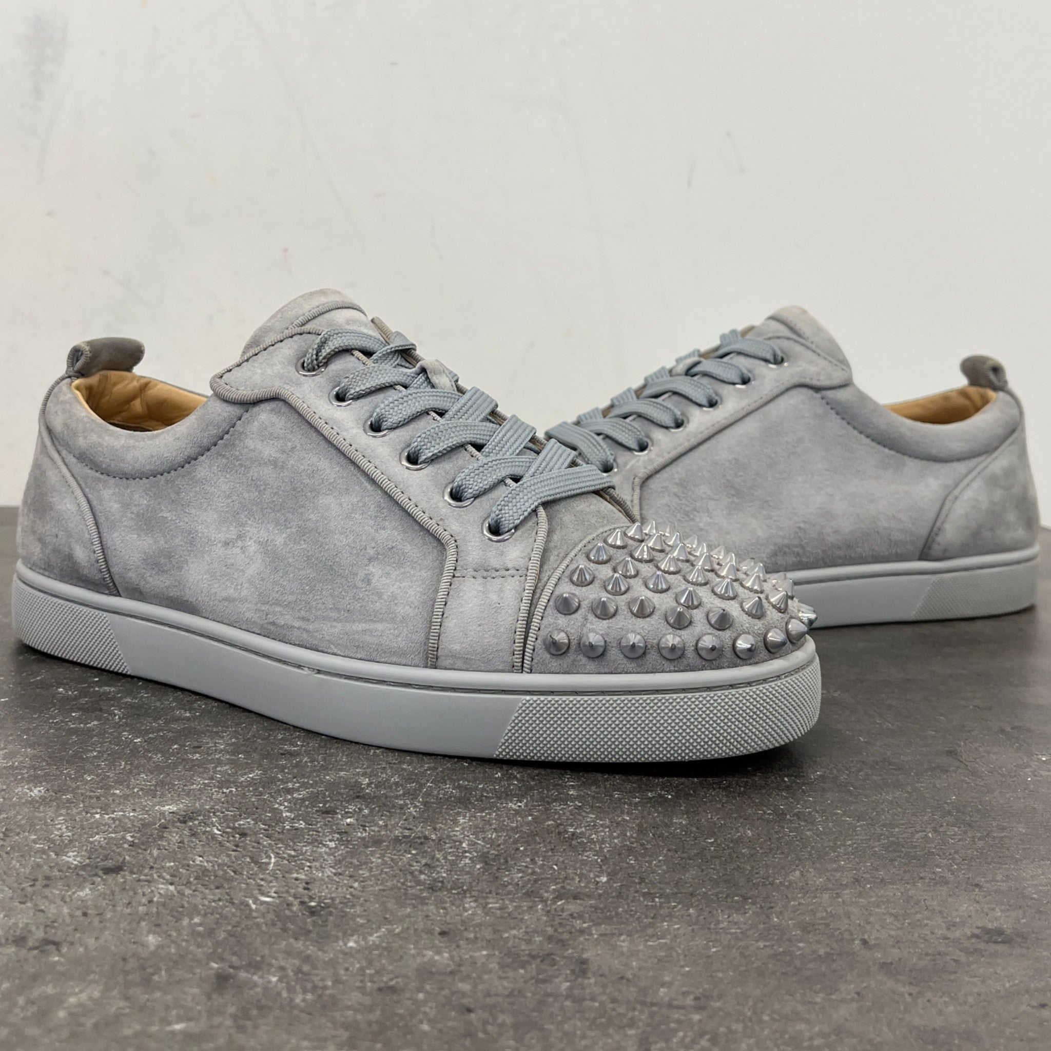 Men's Junior Spike Low Trainers Grey Size EU 40.5 / UK 6.5