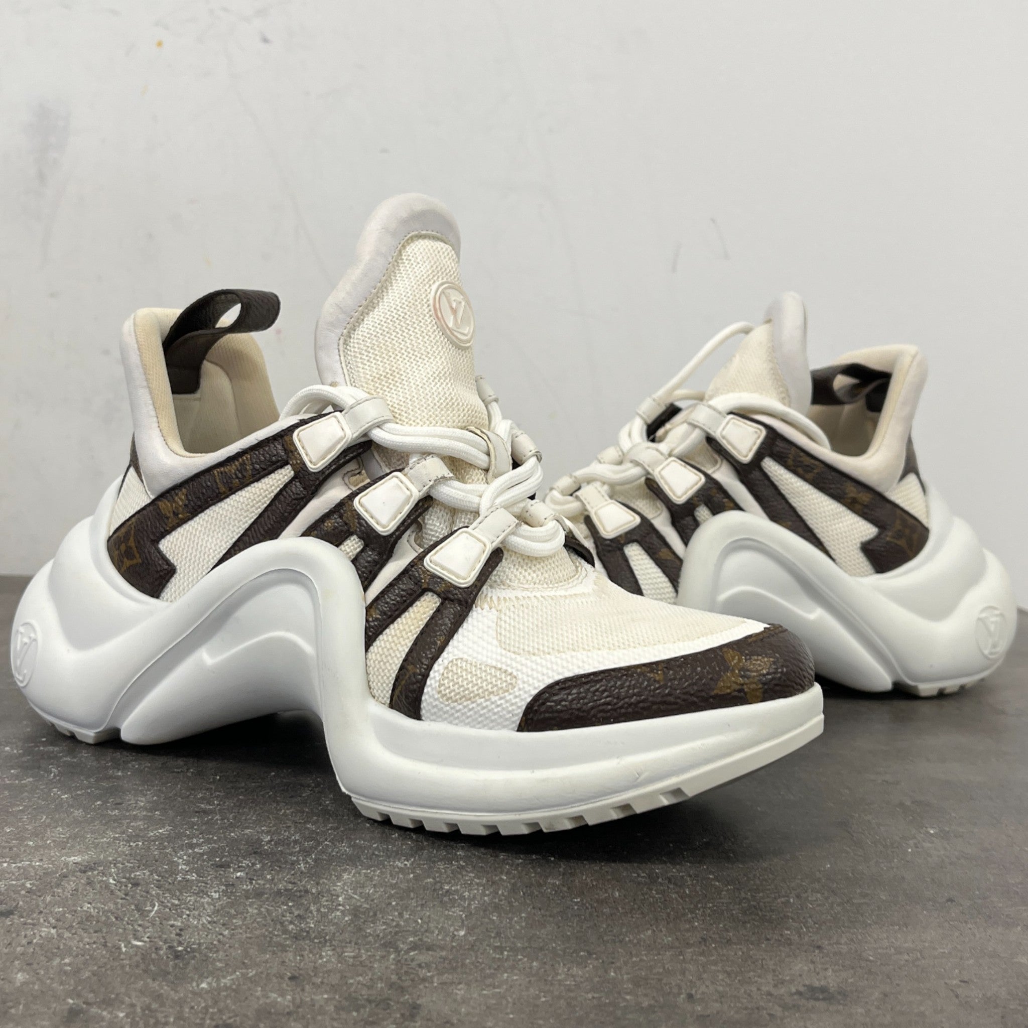 Women's Archlight Low Trainers White Size EU 37.5 / UK 4.5