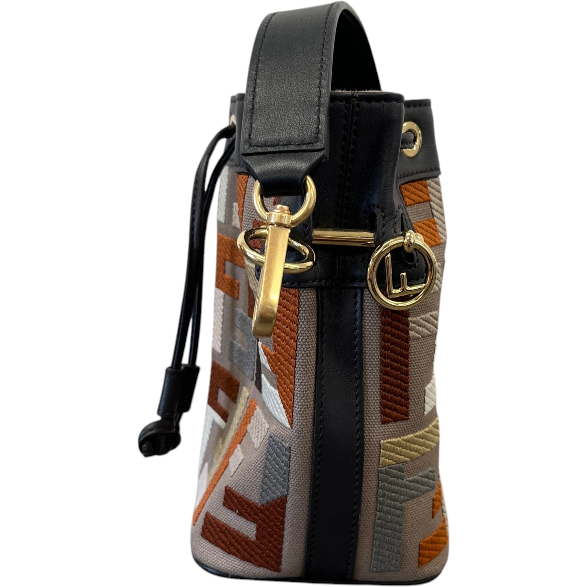 Women's Small Mon Tresor Bucket Bag Beige