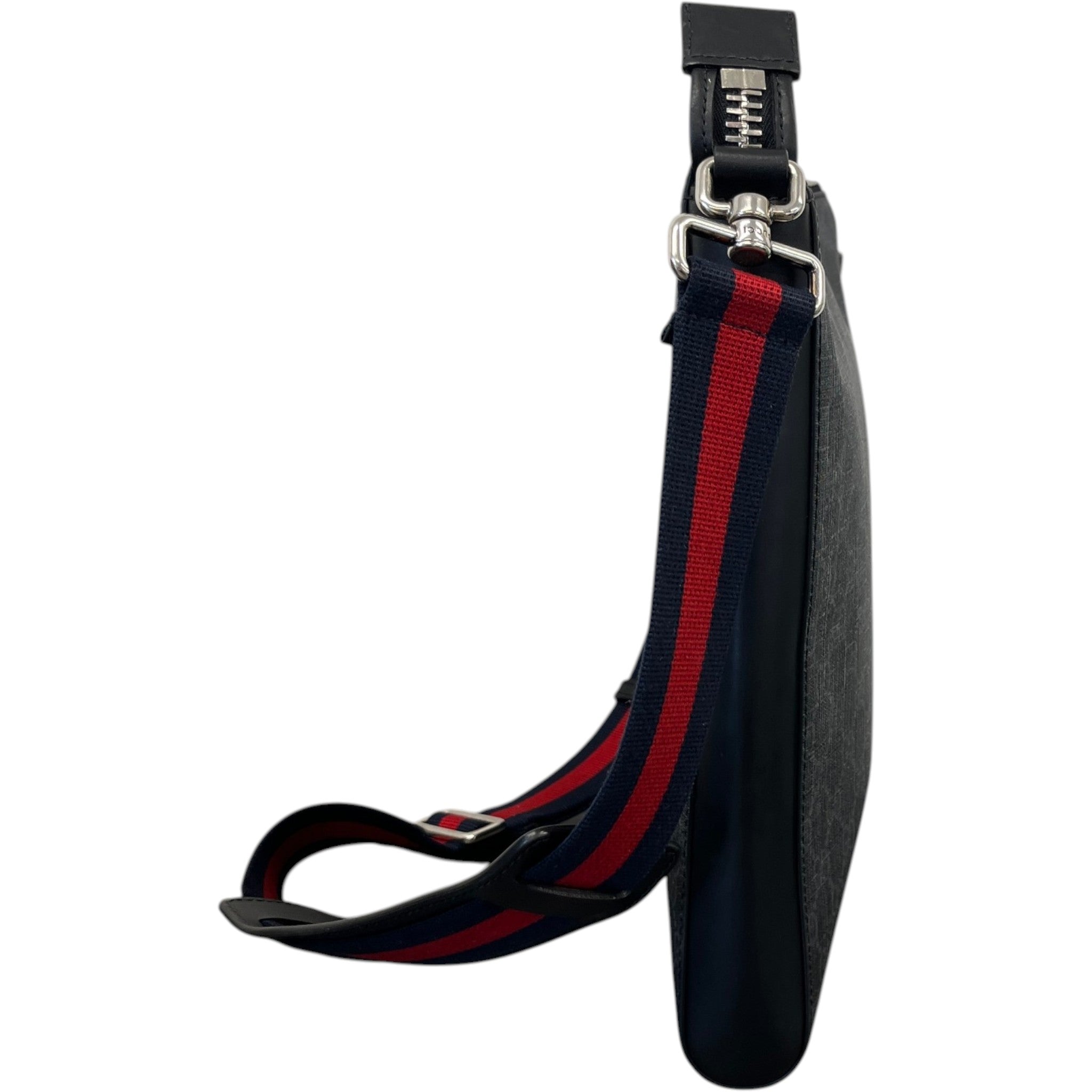 Men's Gg Supreme Messenger Bag Black