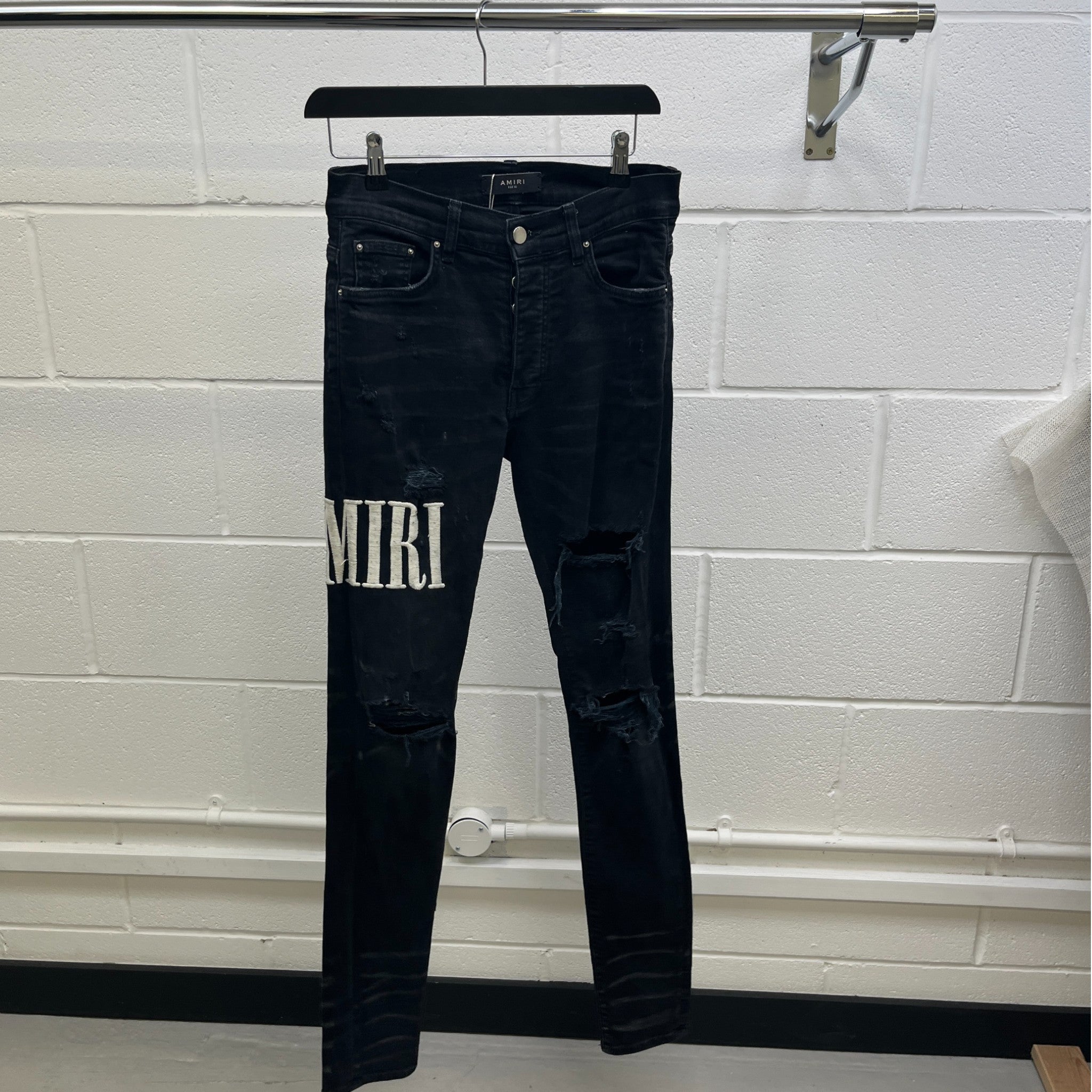 Men's Embroidered Logo Distressed Jeans Black Size Waist 30"