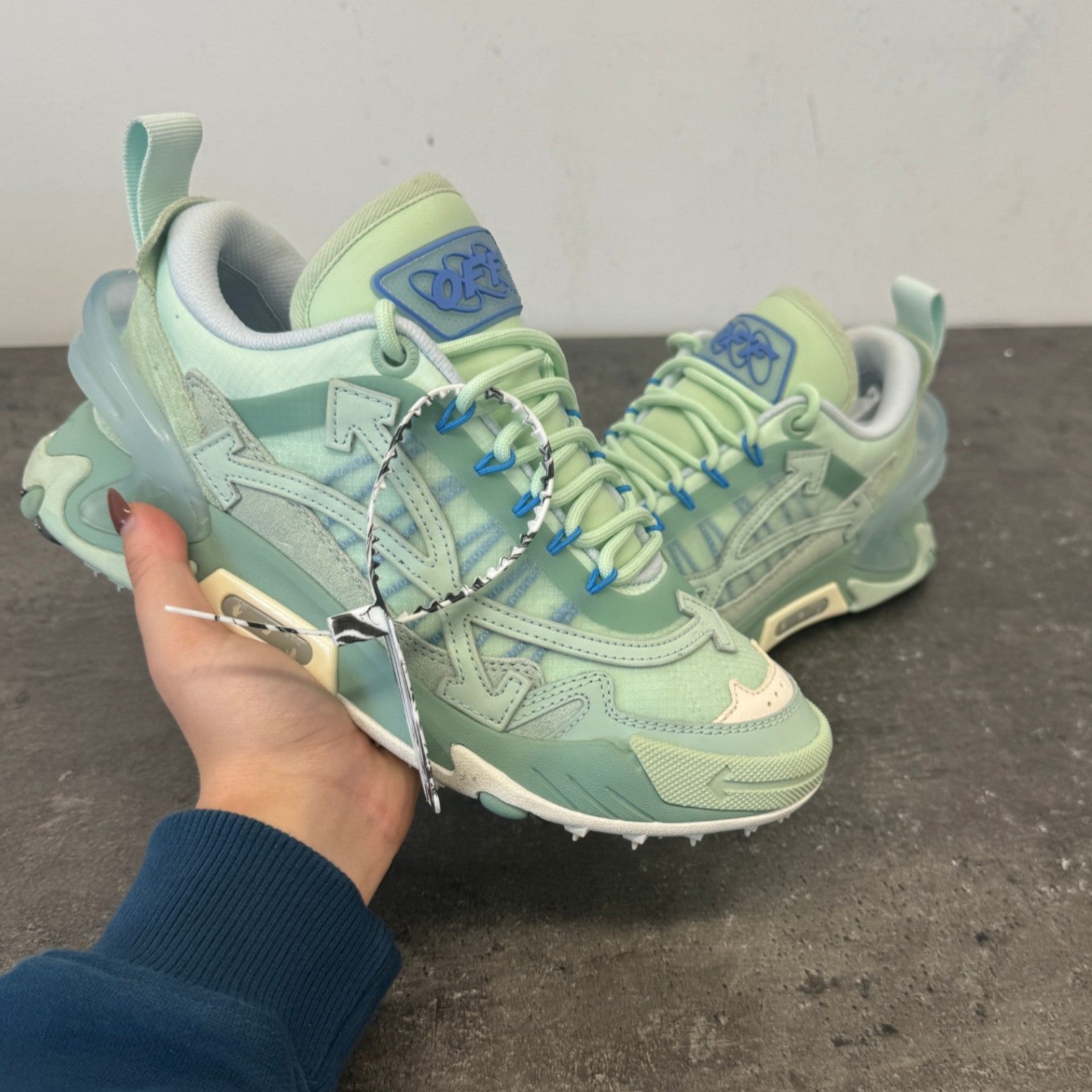 Men's Odsy-2000 Low Trainers Green Size EU 39 / UK 5