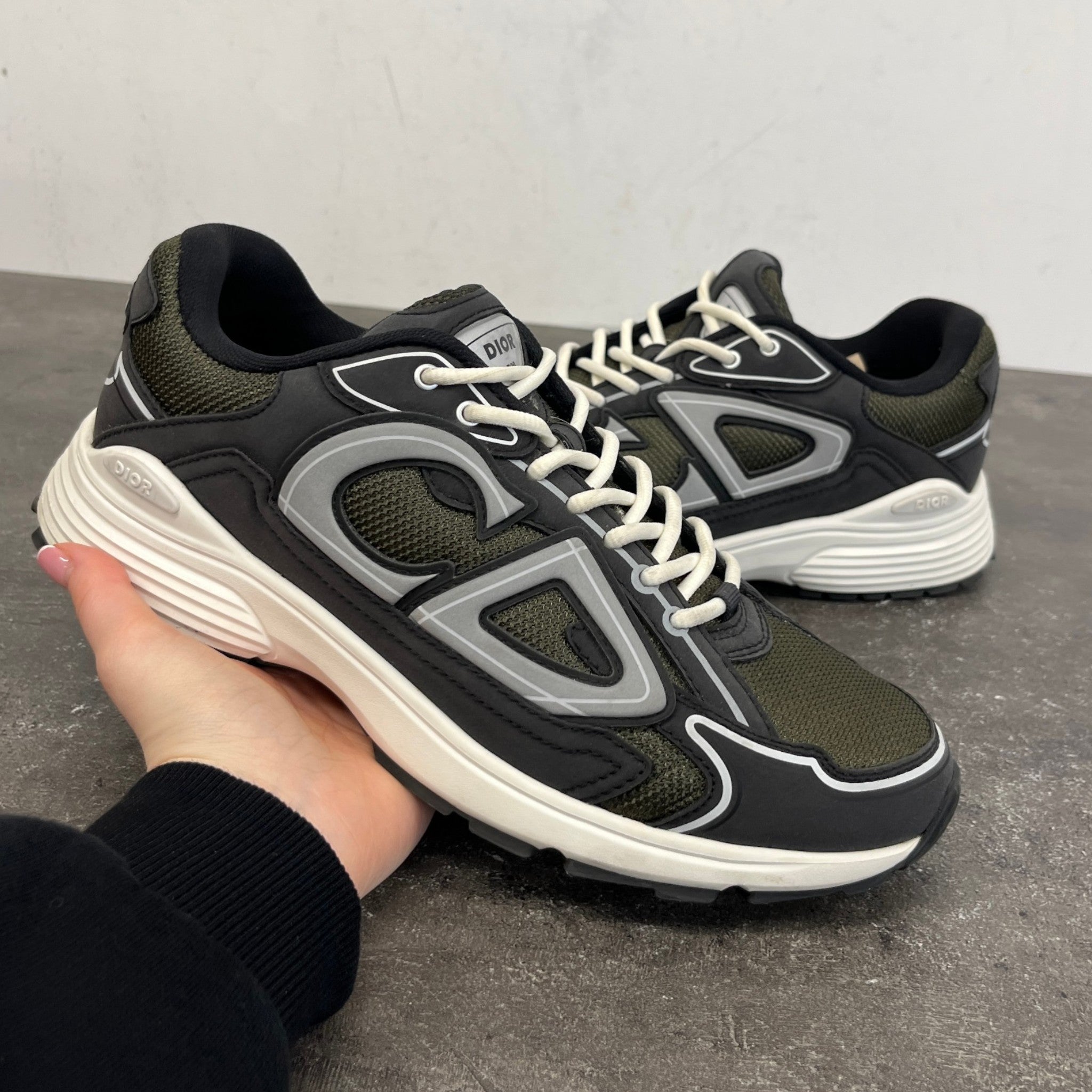 Men's B30 Low Trainers Green Size EU 41.5 / UK 7.5