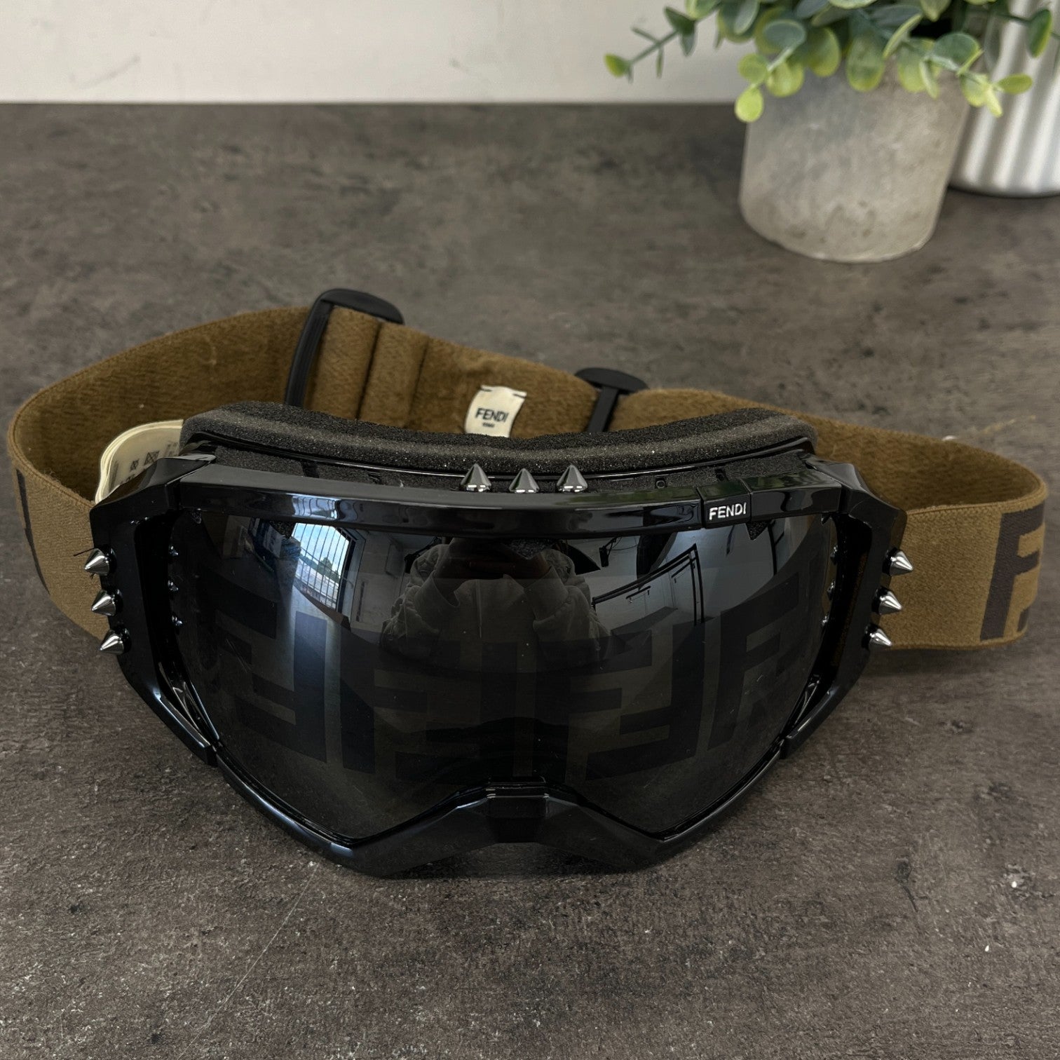Men's Fendirama Studded Ff-Jacquard Ski Glasses Brown