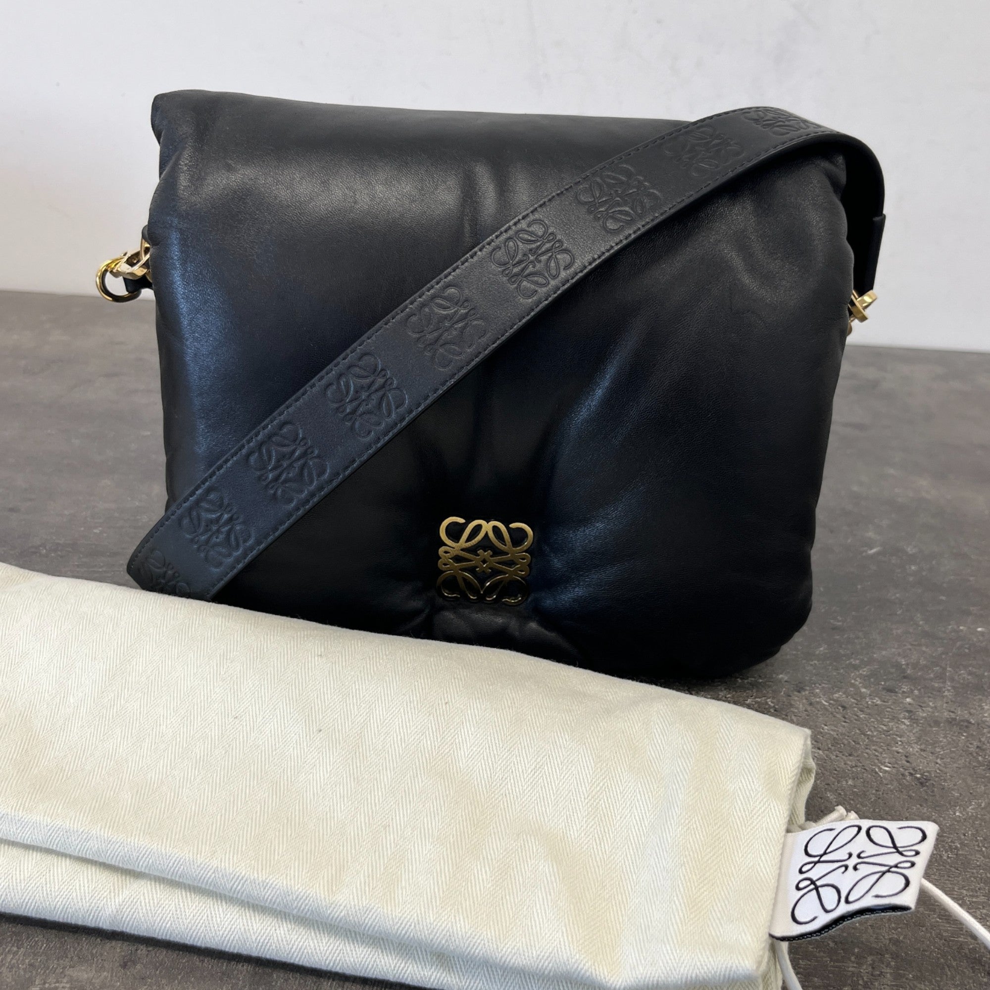 Women's Goya Puffer Medium Bag Black