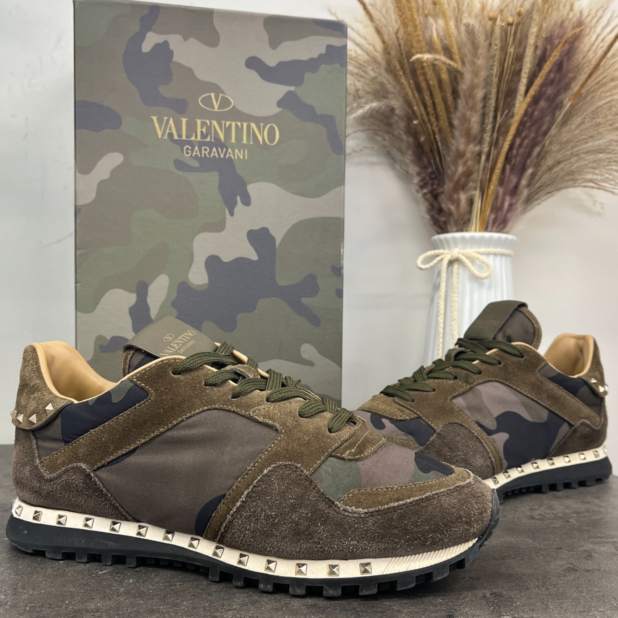 Men's Rockstud Camouflage Low Trainers Khaki Size EU 40 / UK 6