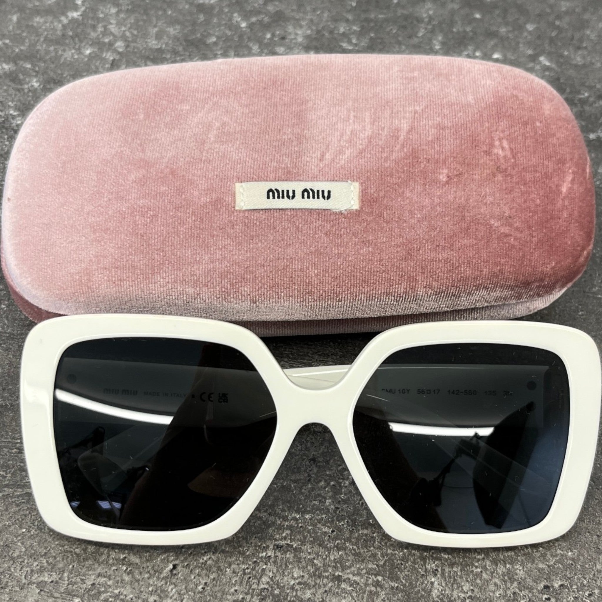 Women's Smu 10Ys Logo Sunglasses White