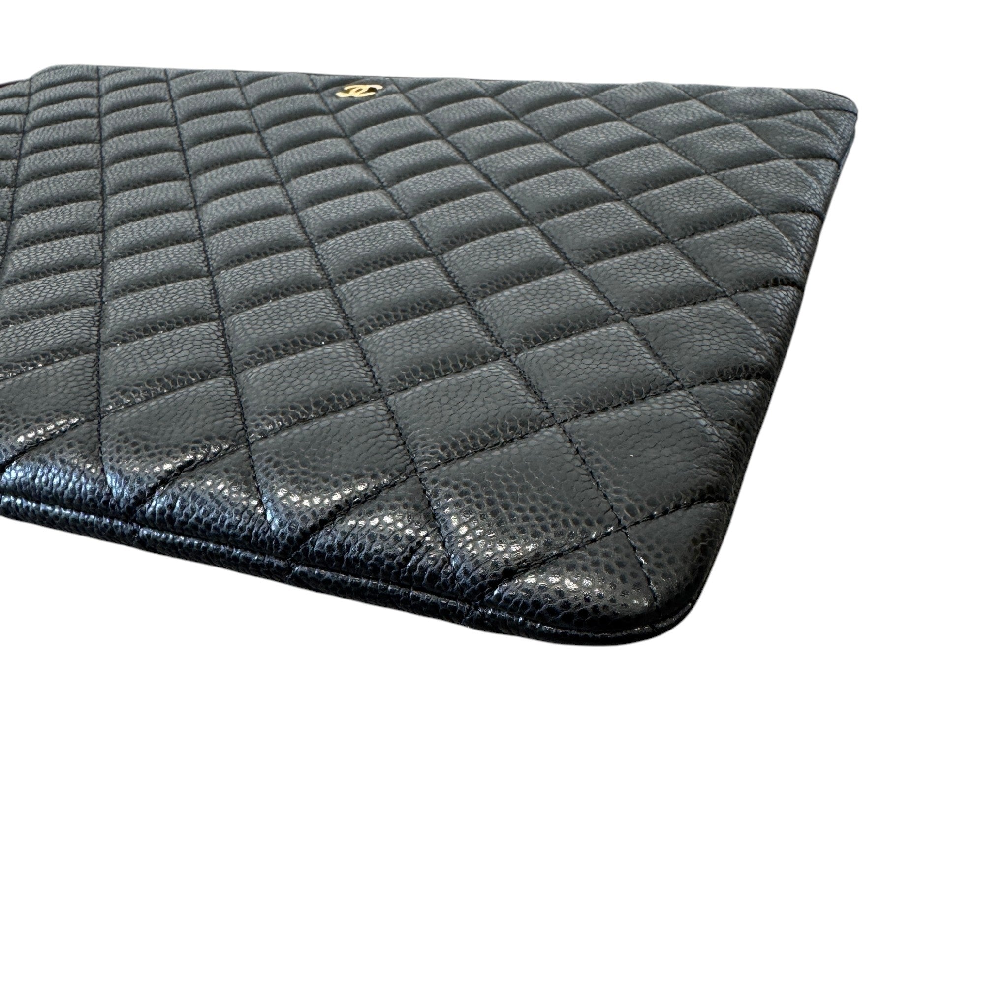 Women's Timeless/Classique Caviar Quilted Clutch Black