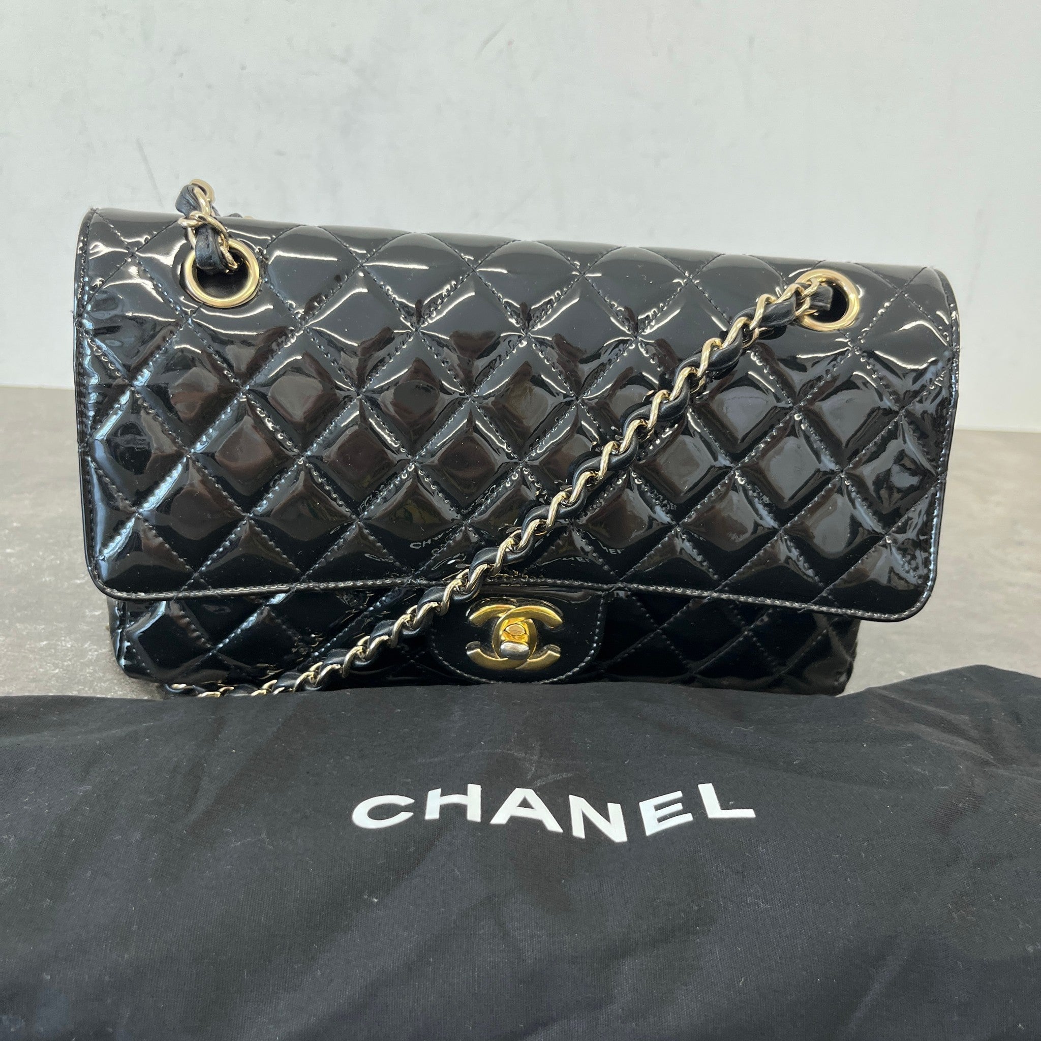 Women's Medium Classic Double Flap Bag Black