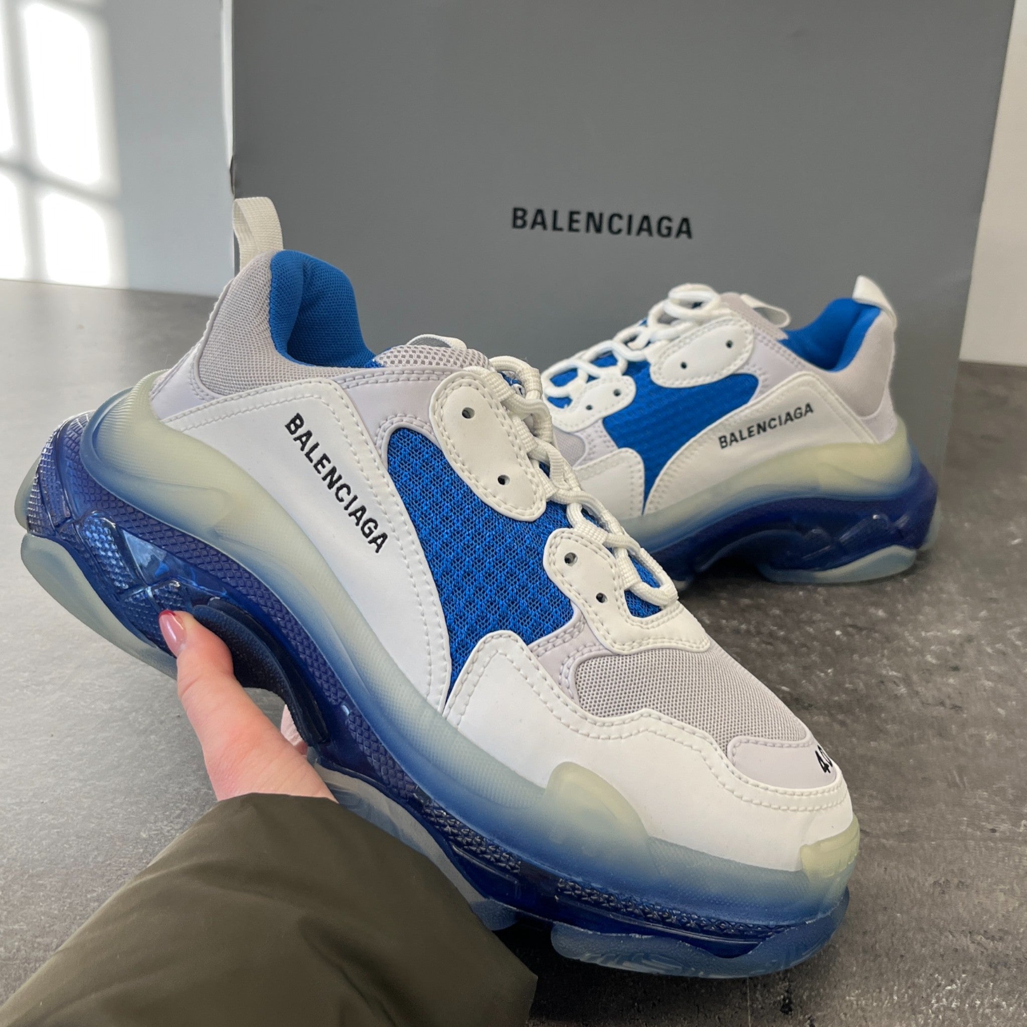 Men's Triple S Low Trainers White Size EU 40 / UK 6