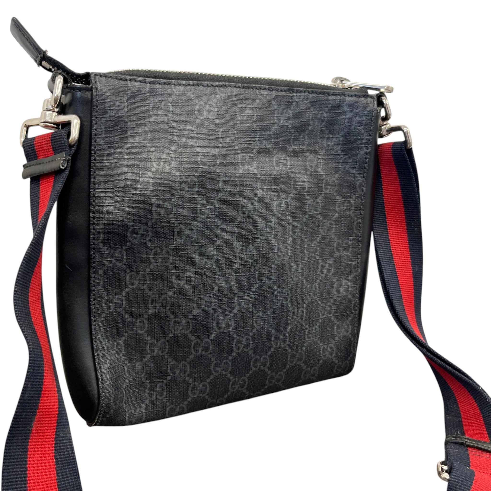 Men's Gg Supreme Messenger Bag Black