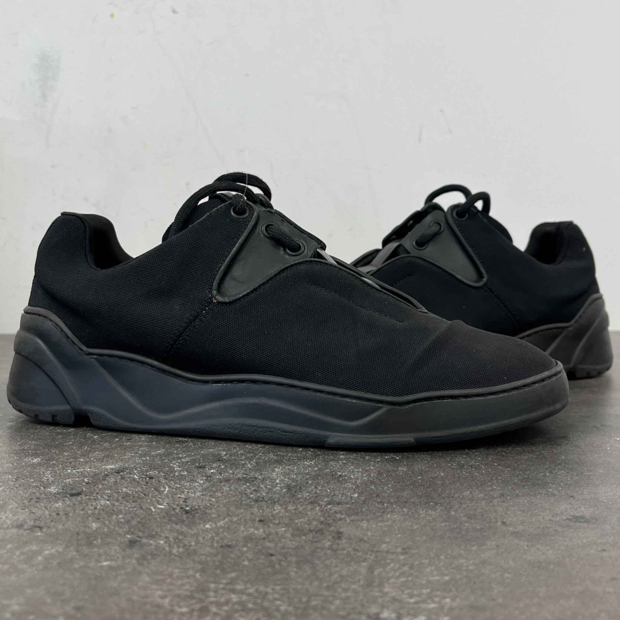 Men's B17 Low Trainers Black Size EU 41 / UK 7