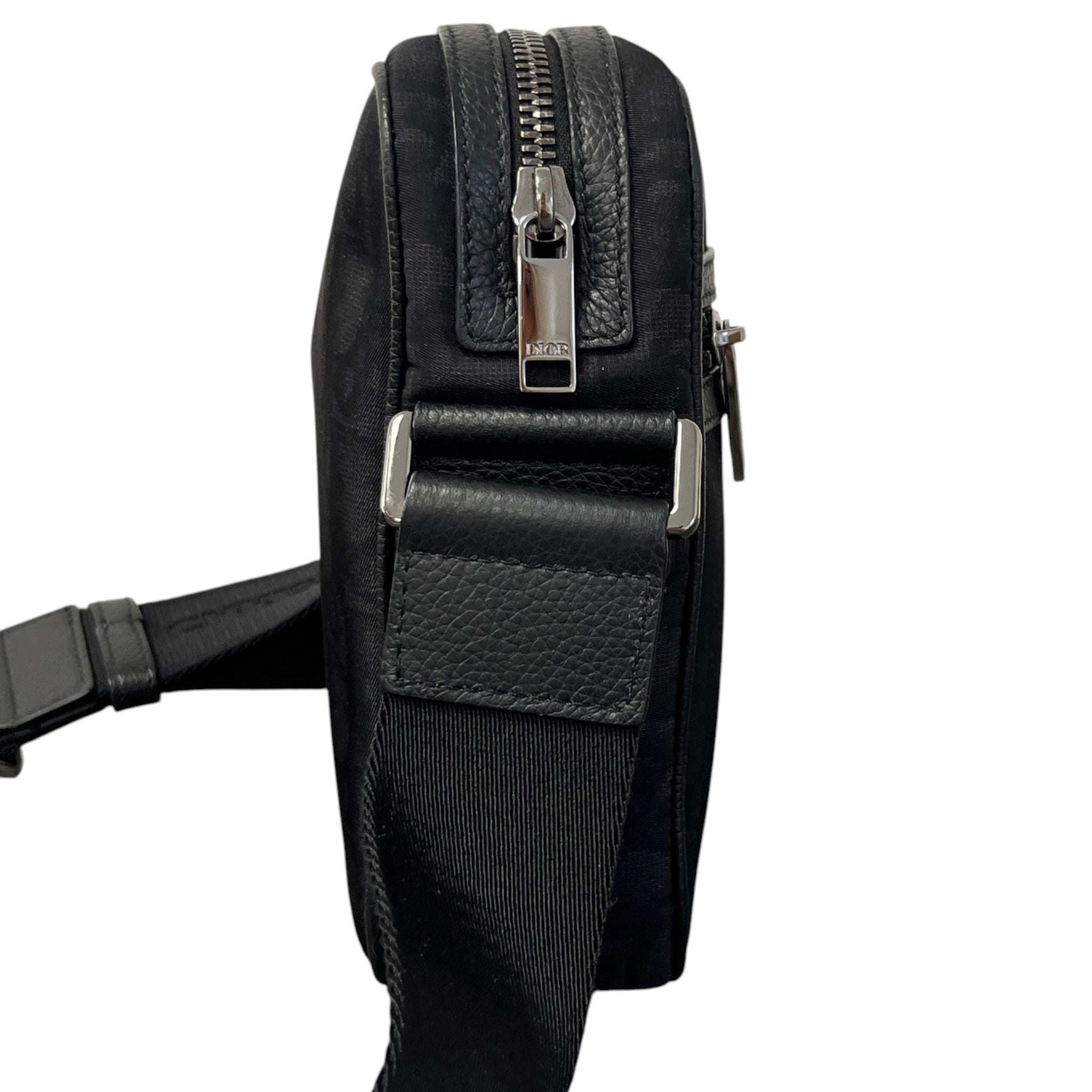 Men's Oblique Messenger Bag Black