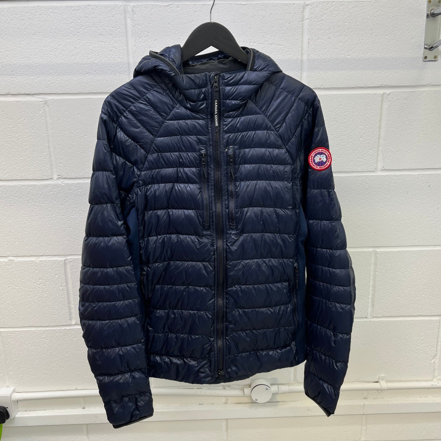 Men's Hybridge Lite Down Jacket Navy Size M