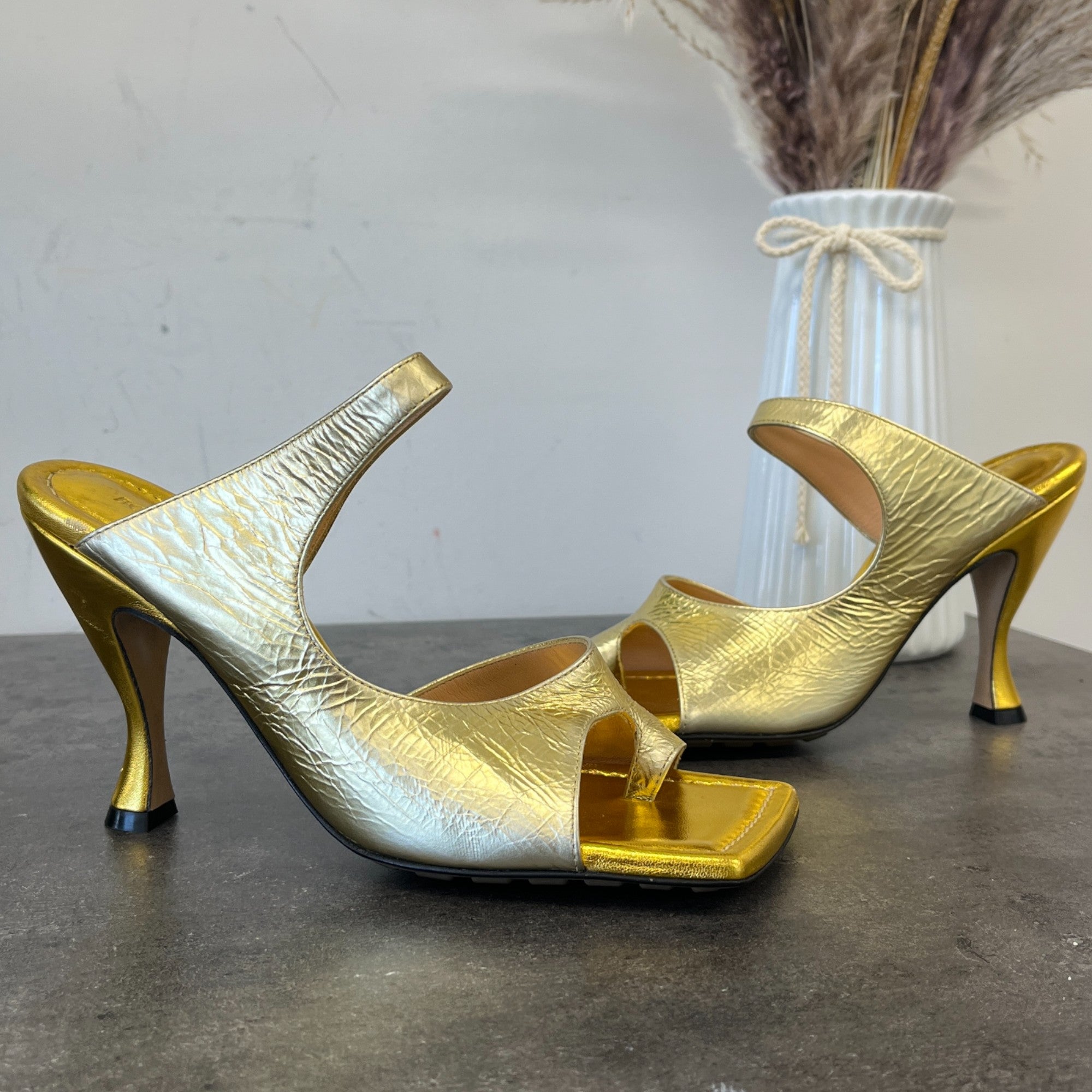 Women's Square Toe Heels Gold Size EU 35.5 / UK 2.5