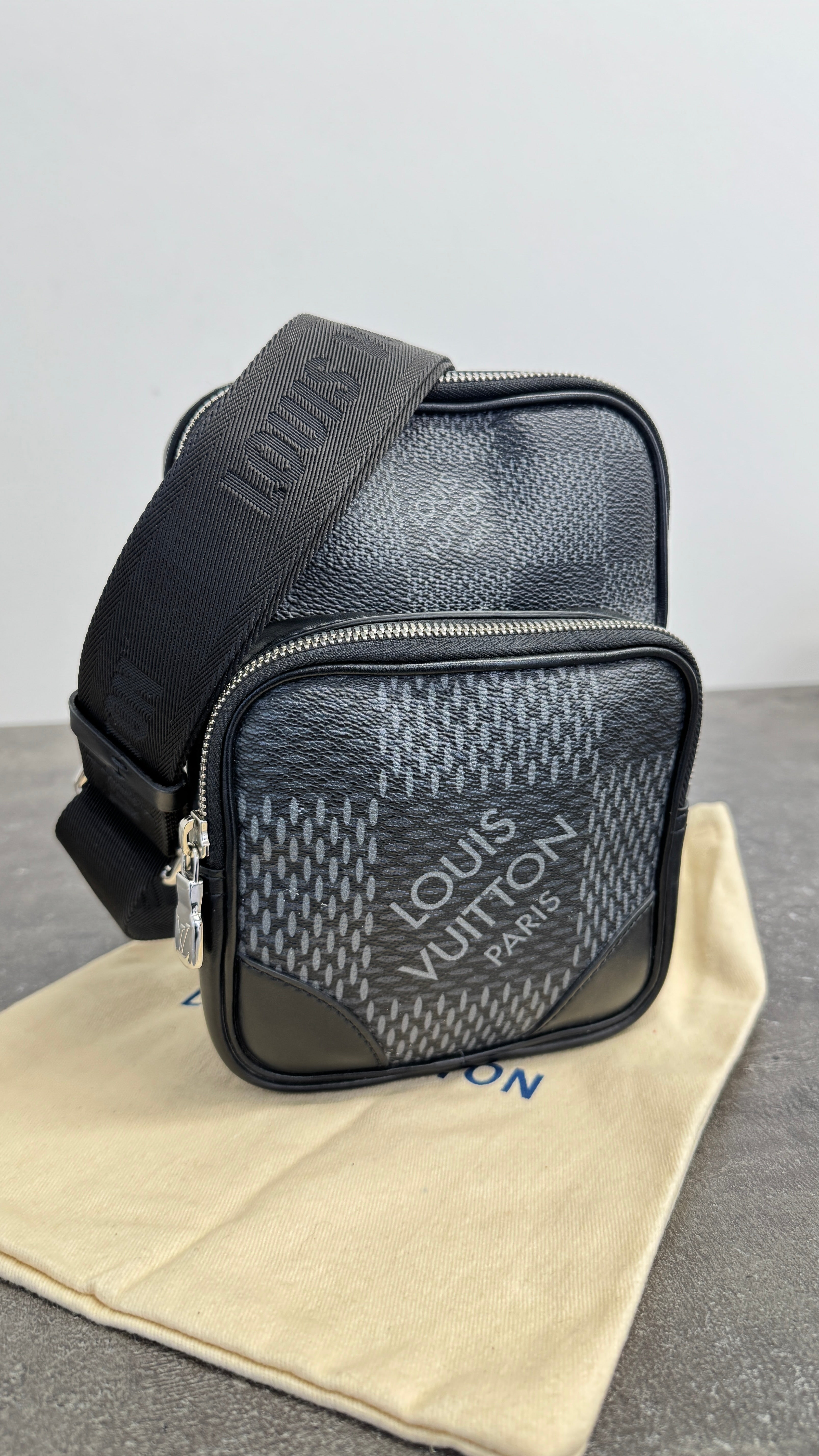 Men's Damier Graphite 3D Amazone Sling Messenger Bag Black