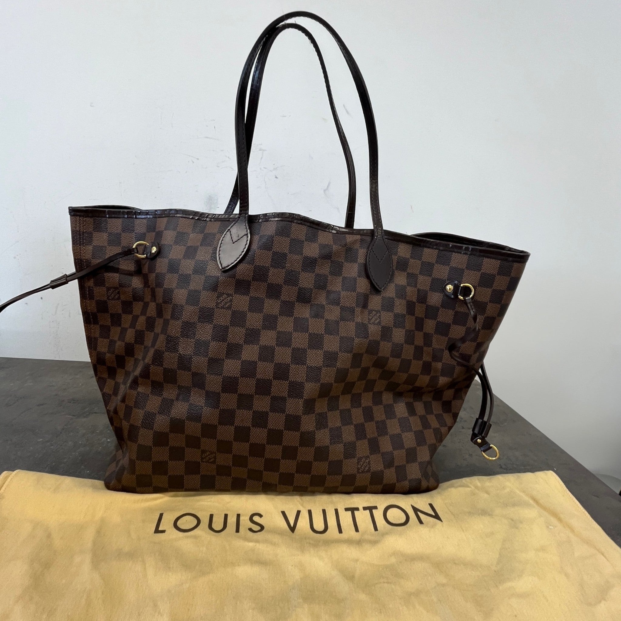 Women's Damier Ebene Neverfull Gm Bag Brown