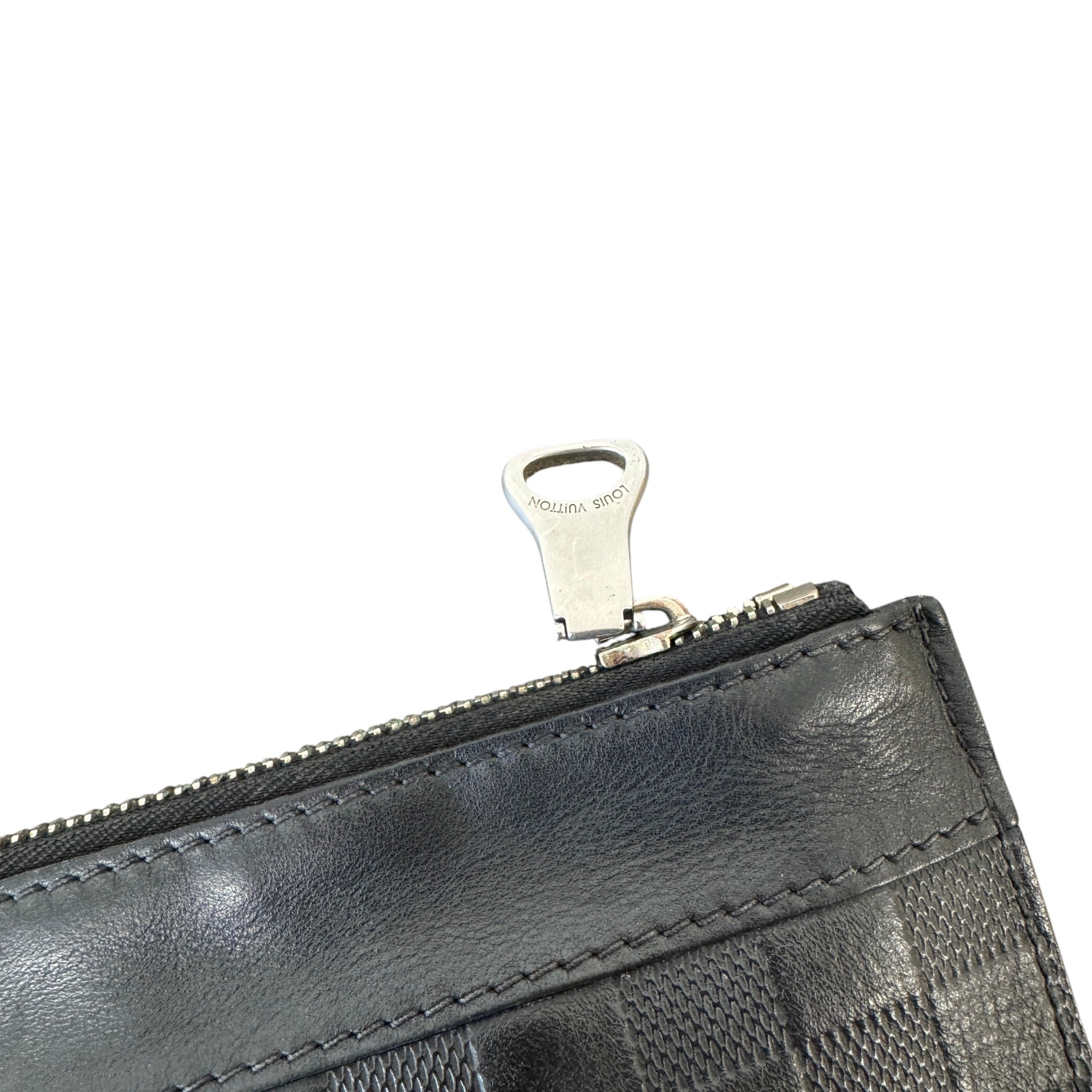 Men's Damier Discovery Pochette Pouch Black