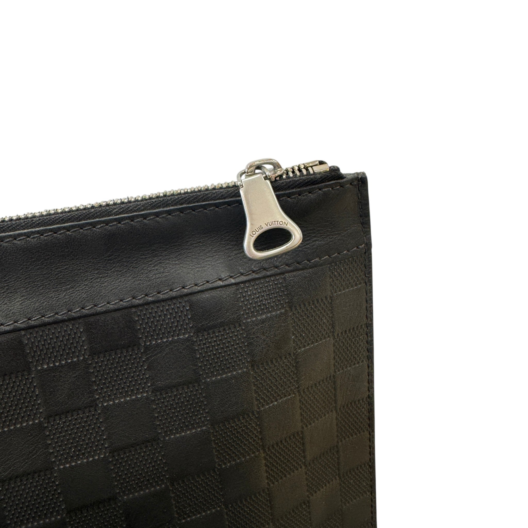 Men's Damier Discovery Pochette Pouch Black