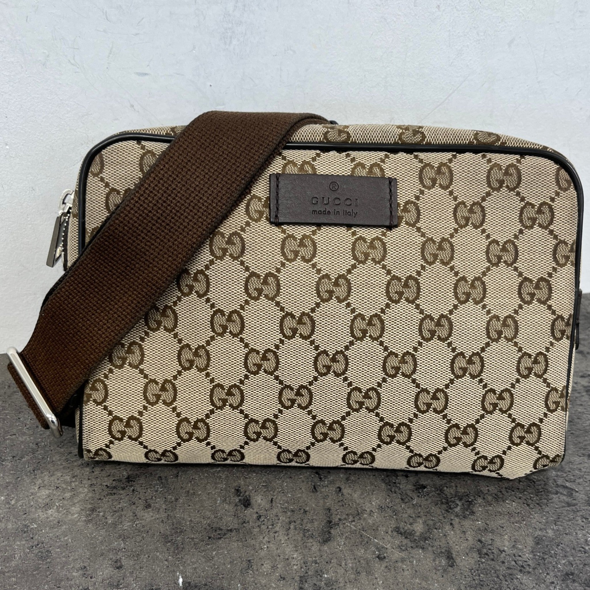 Men's Gg Supreme Belt Bag Beige