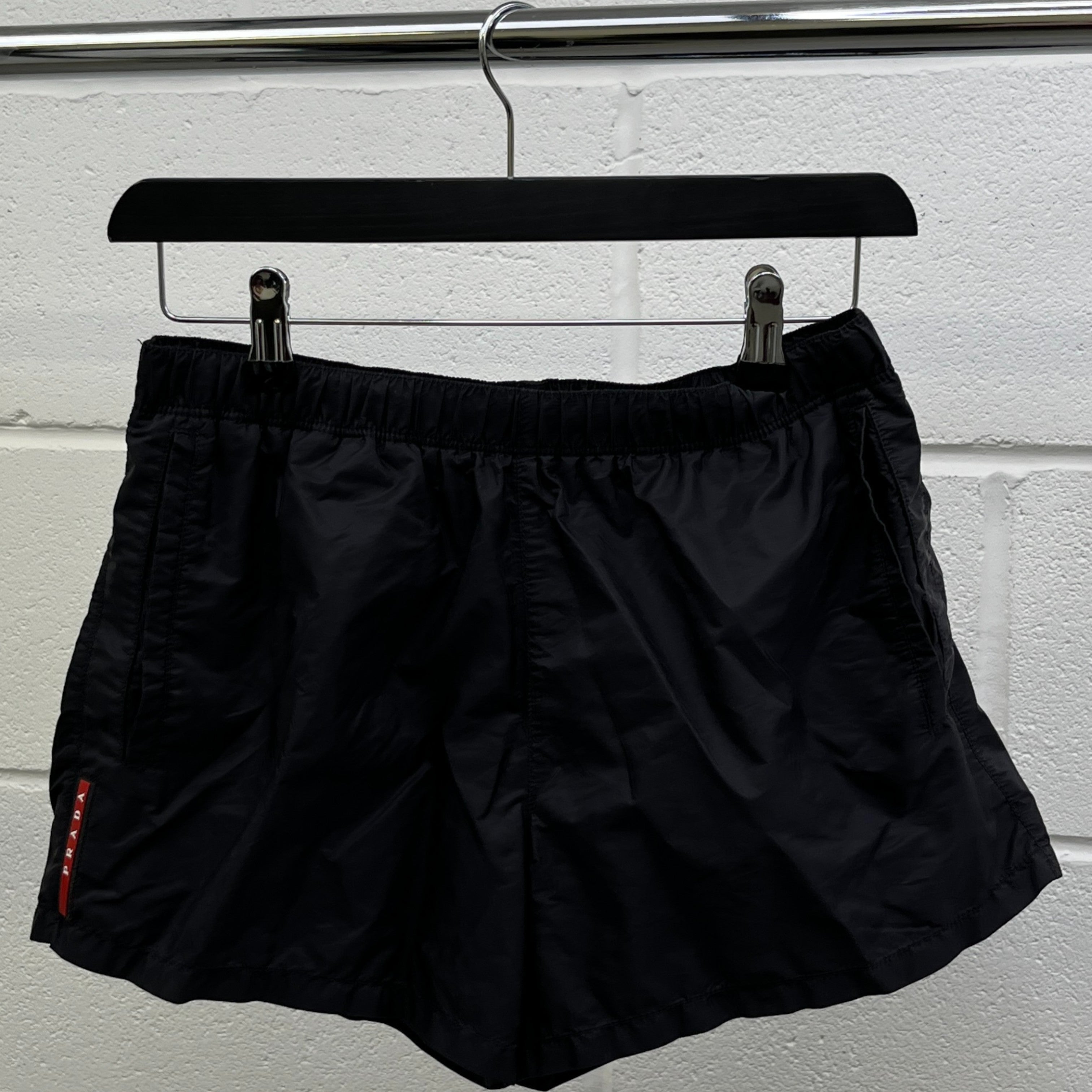 Men's Tab Logo Swim Shorts Black Size W28 / IT 44