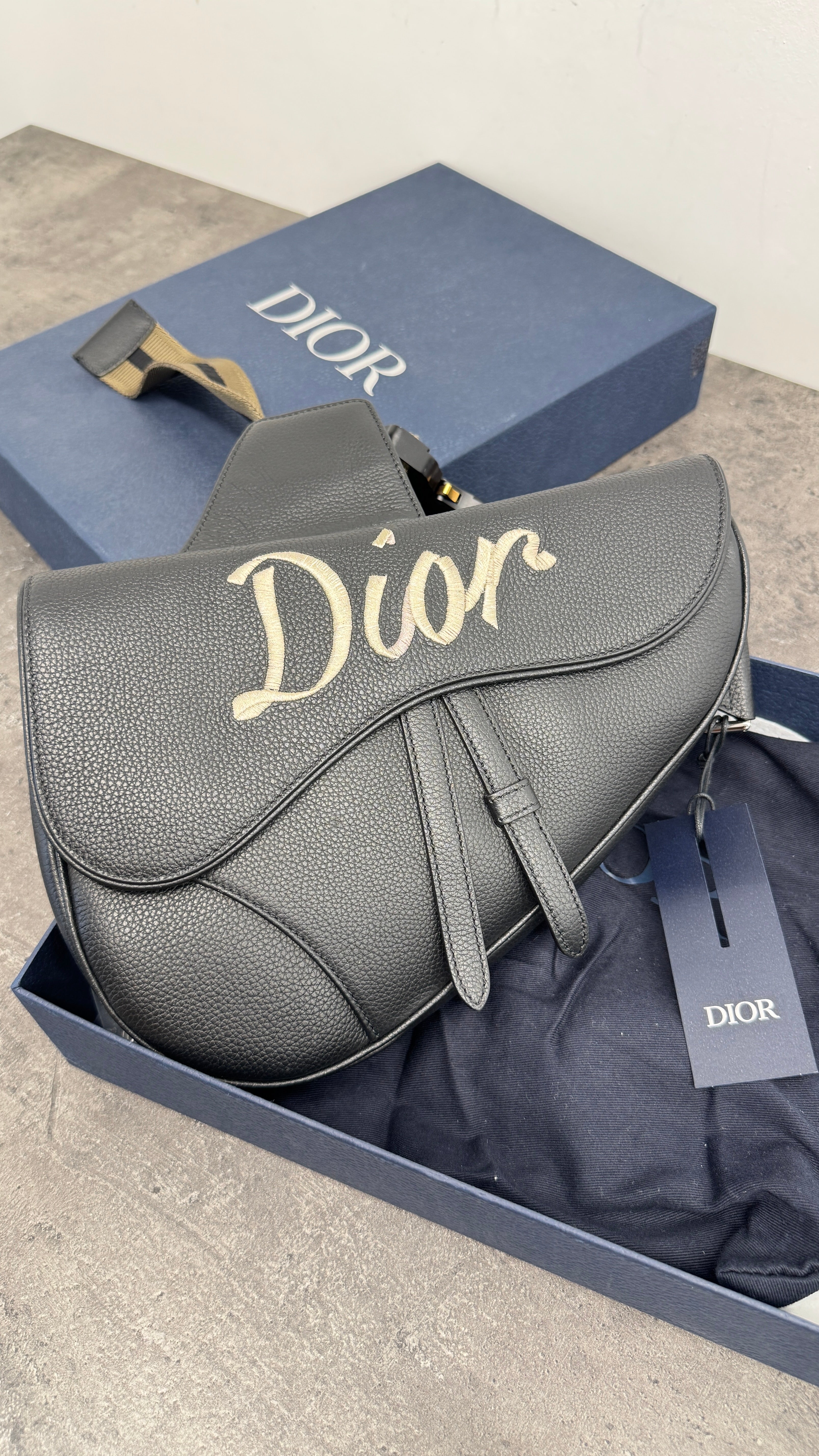 Men's Saddle Messenger Bag Black