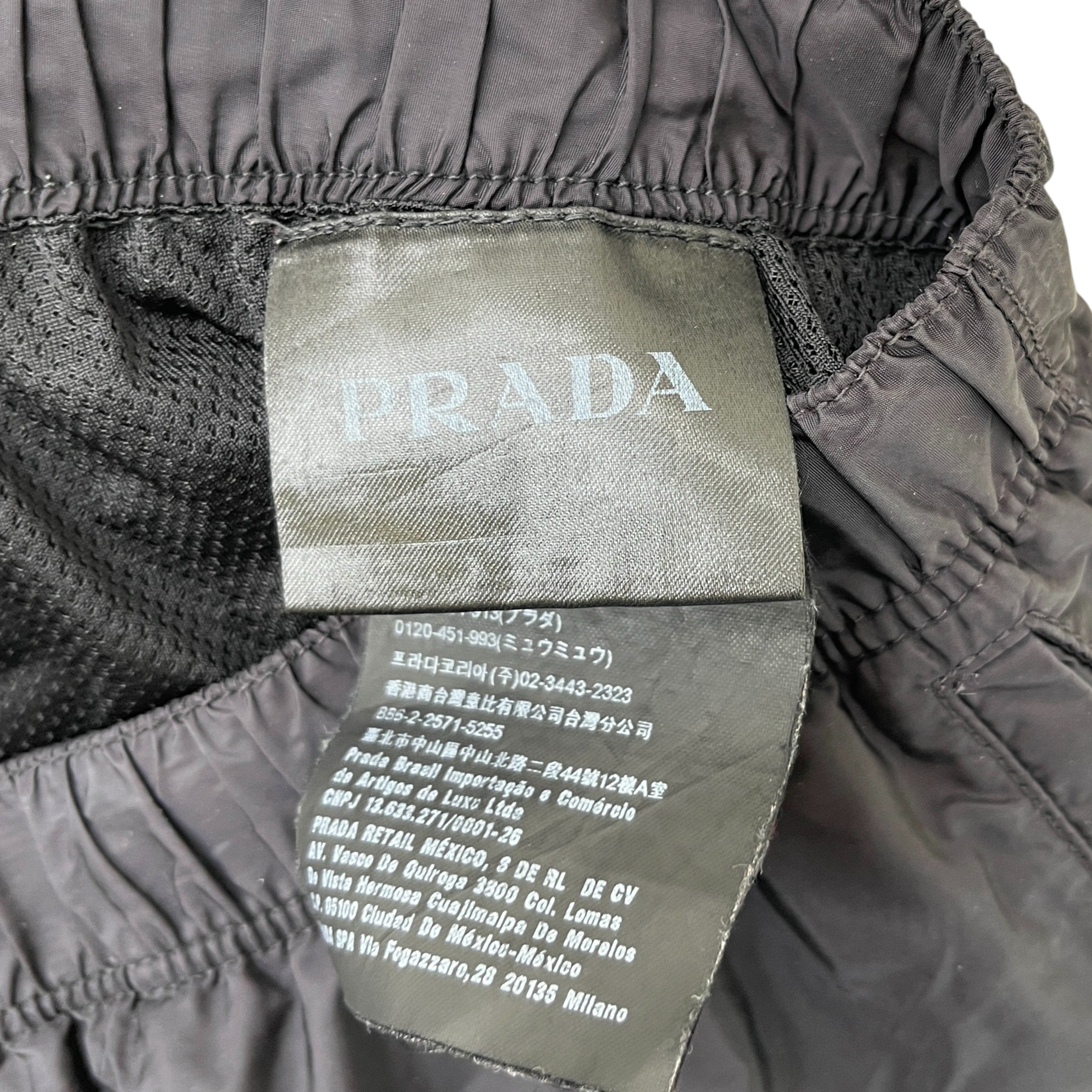 Men's Tab Logo Swim Shorts Black Size W28 / IT 44