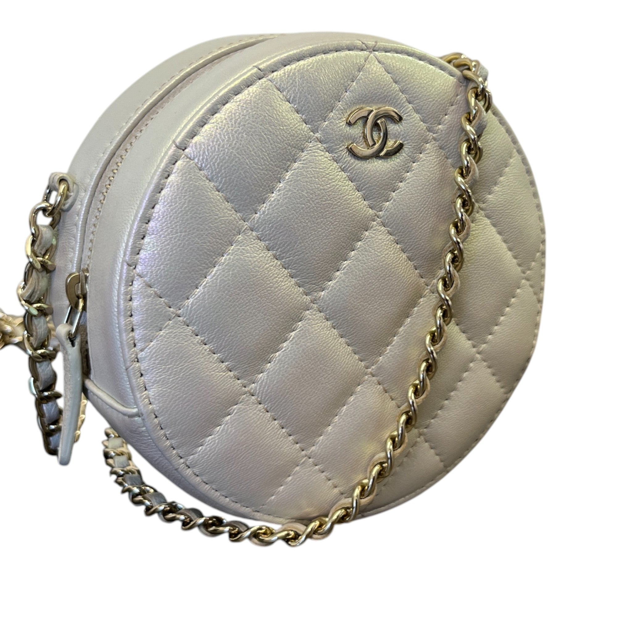 Women's Iridescent Lambskin Quilted Round Bag White