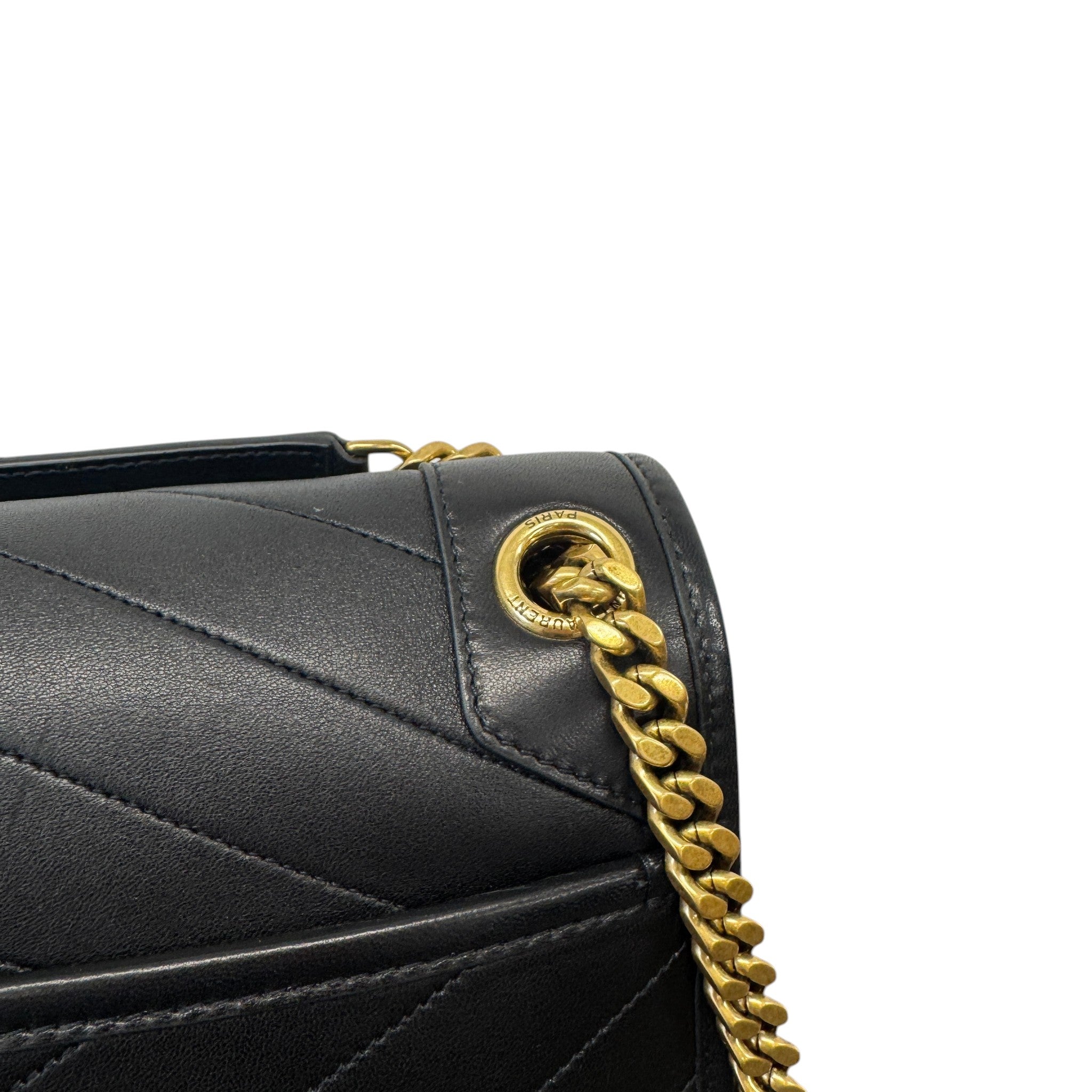 Women's Niki Medium Handbag Black
