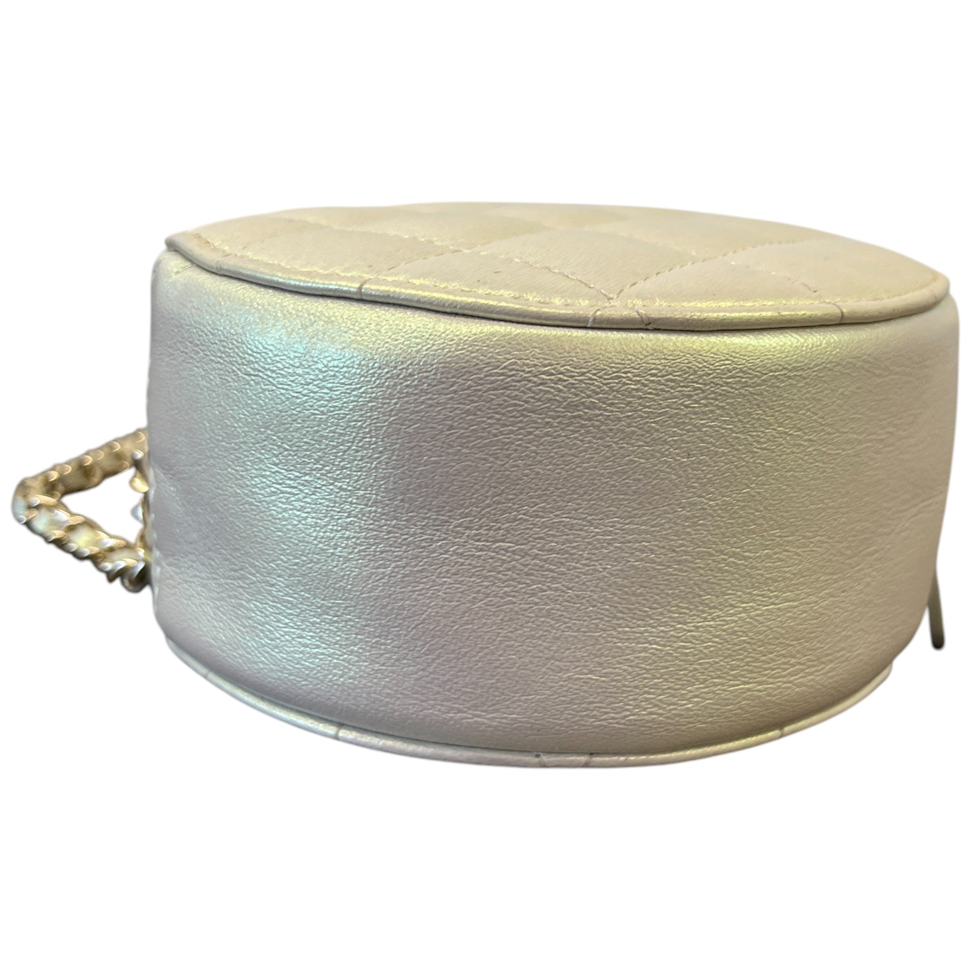Women's Iridescent Lambskin Quilted Round Bag White