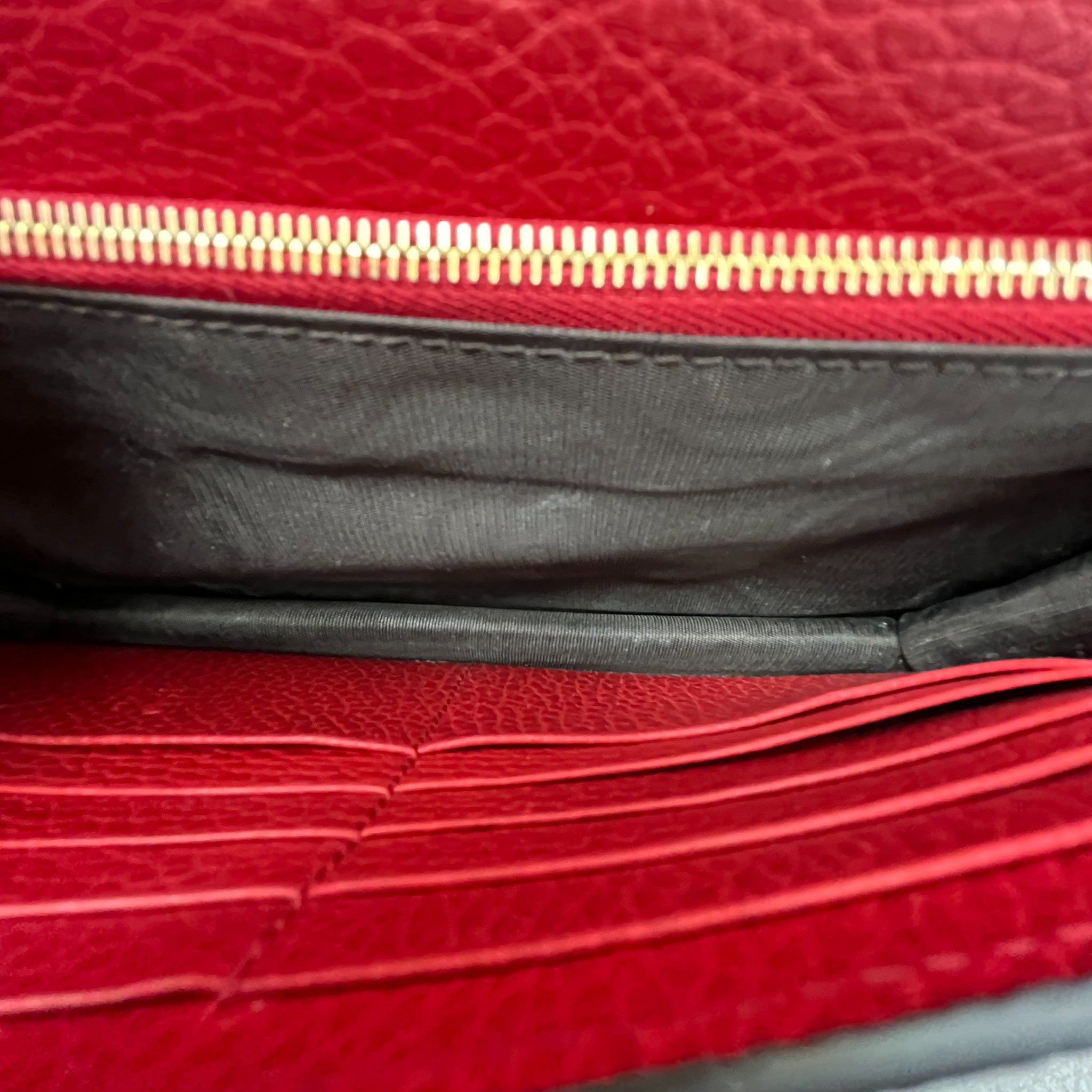 Women's Interlocking G Wallet On Chain Bag Red
