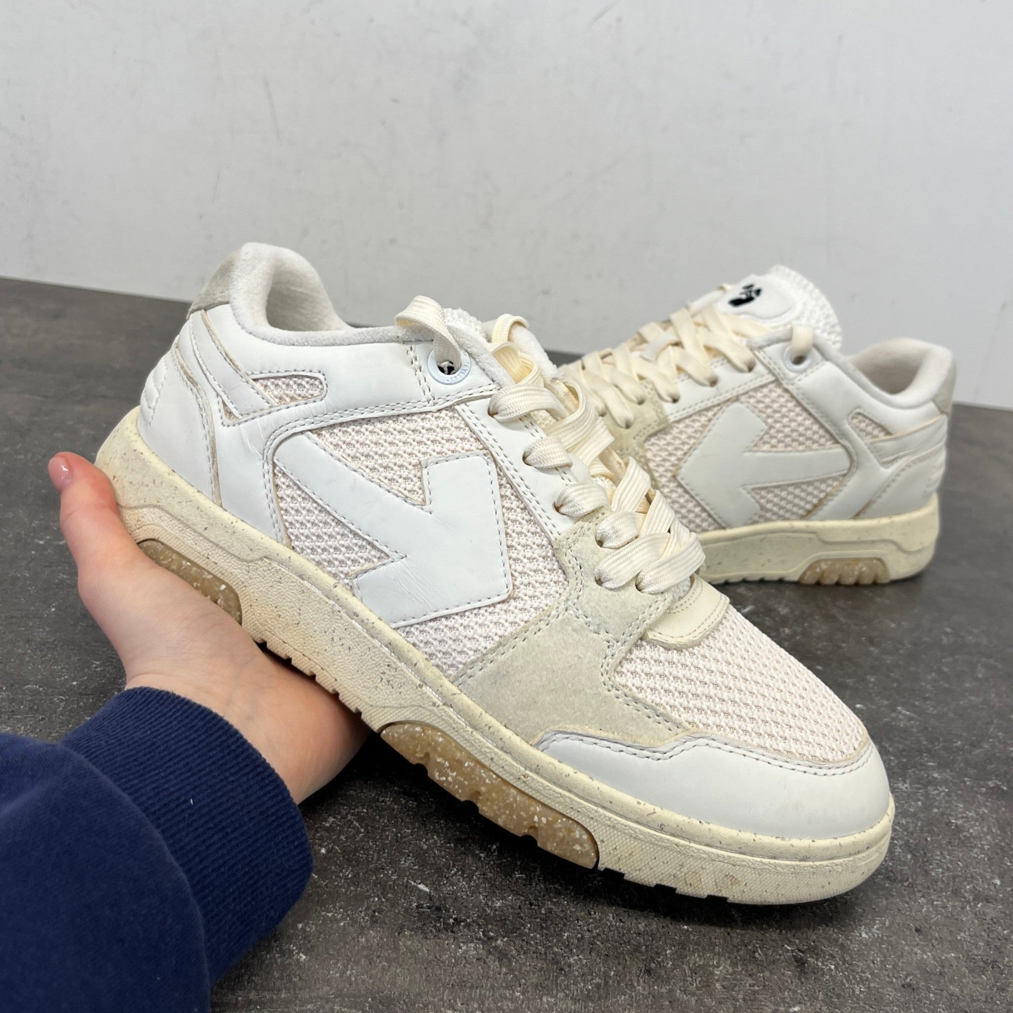 Men's Out Of Office Low Trainers Beige Size EU 40 / UK 6
