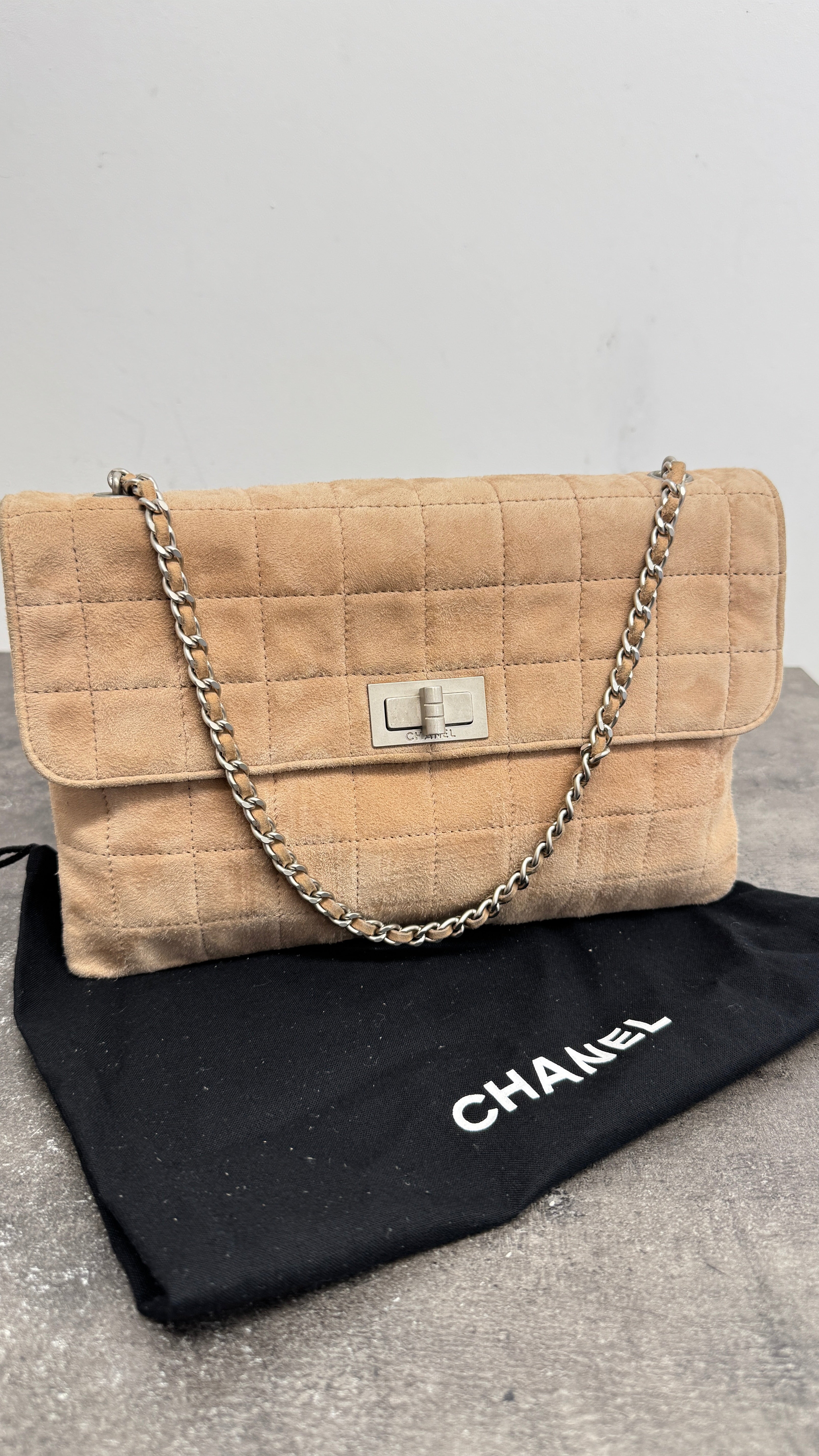 Women's Vintage Suede 2.55 Reissue Flap Handbag Beige