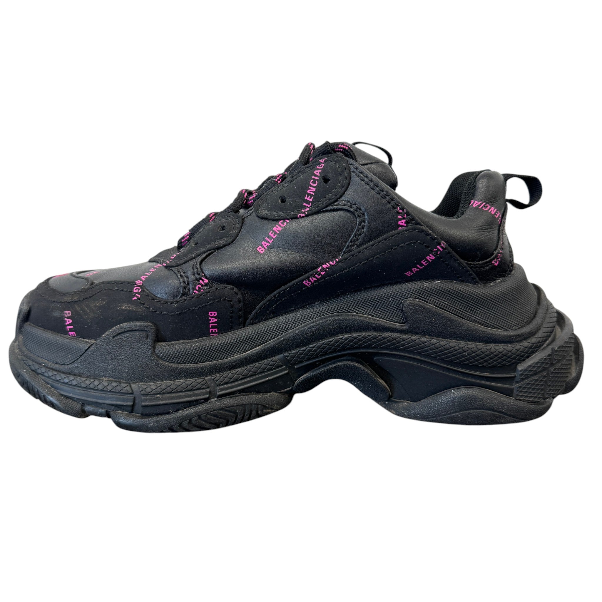 Women's Triple S Low Trainers Black Size EU 37 / UK 4