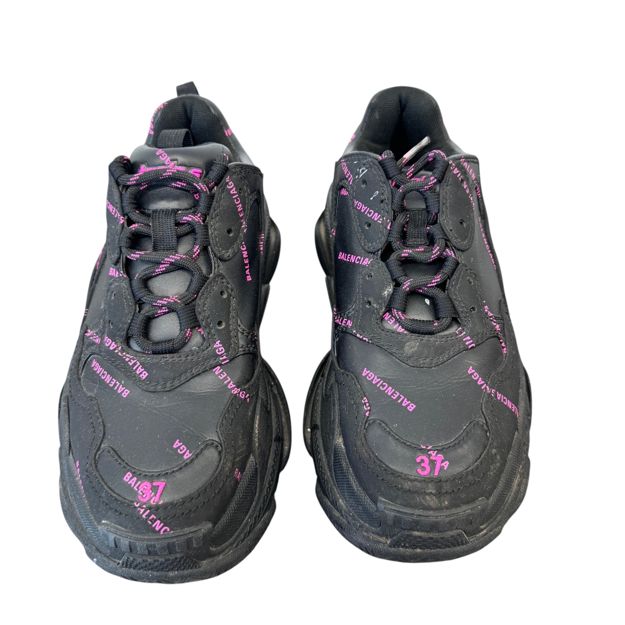 Women's Triple S Low Trainers Black Size EU 37 / UK 4