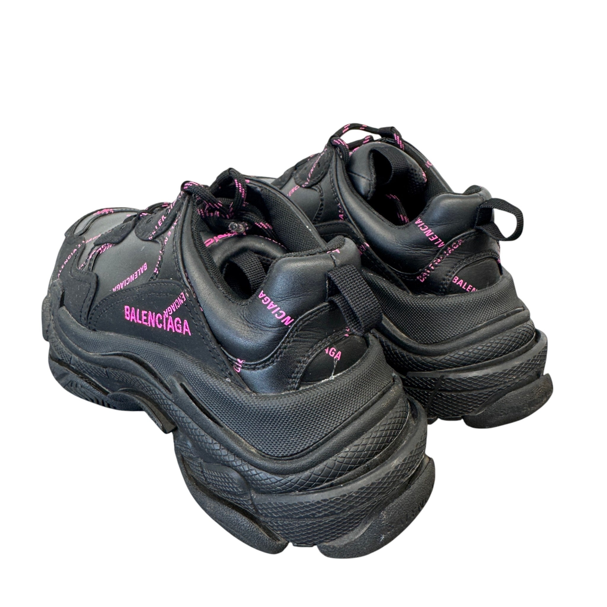 Women's Triple S Low Trainers Black Size EU 37 / UK 4