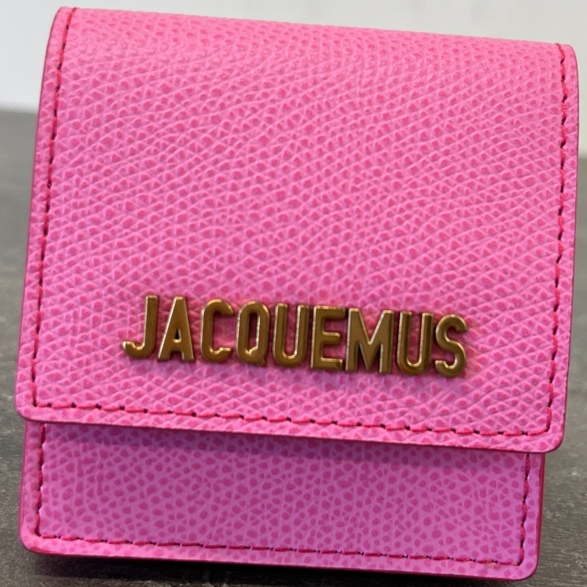 Women's Le Sac Bracelet Bag Pink