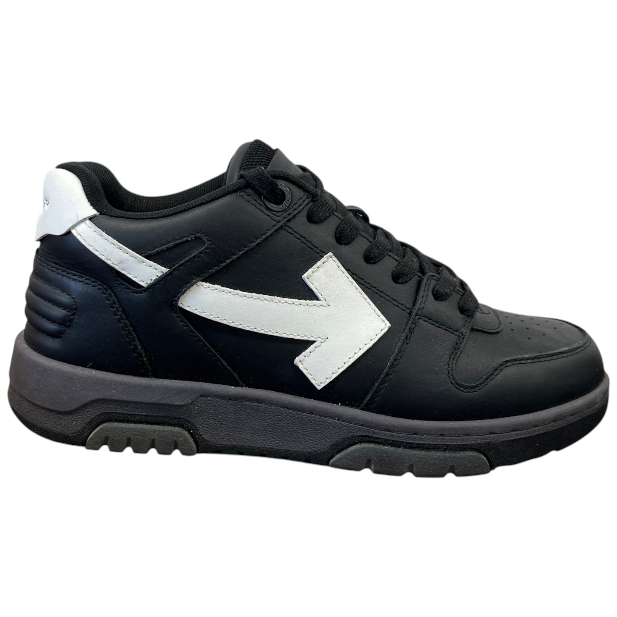 Men's Out Of Office Low Trainers Black Size EU 40 / UK 6