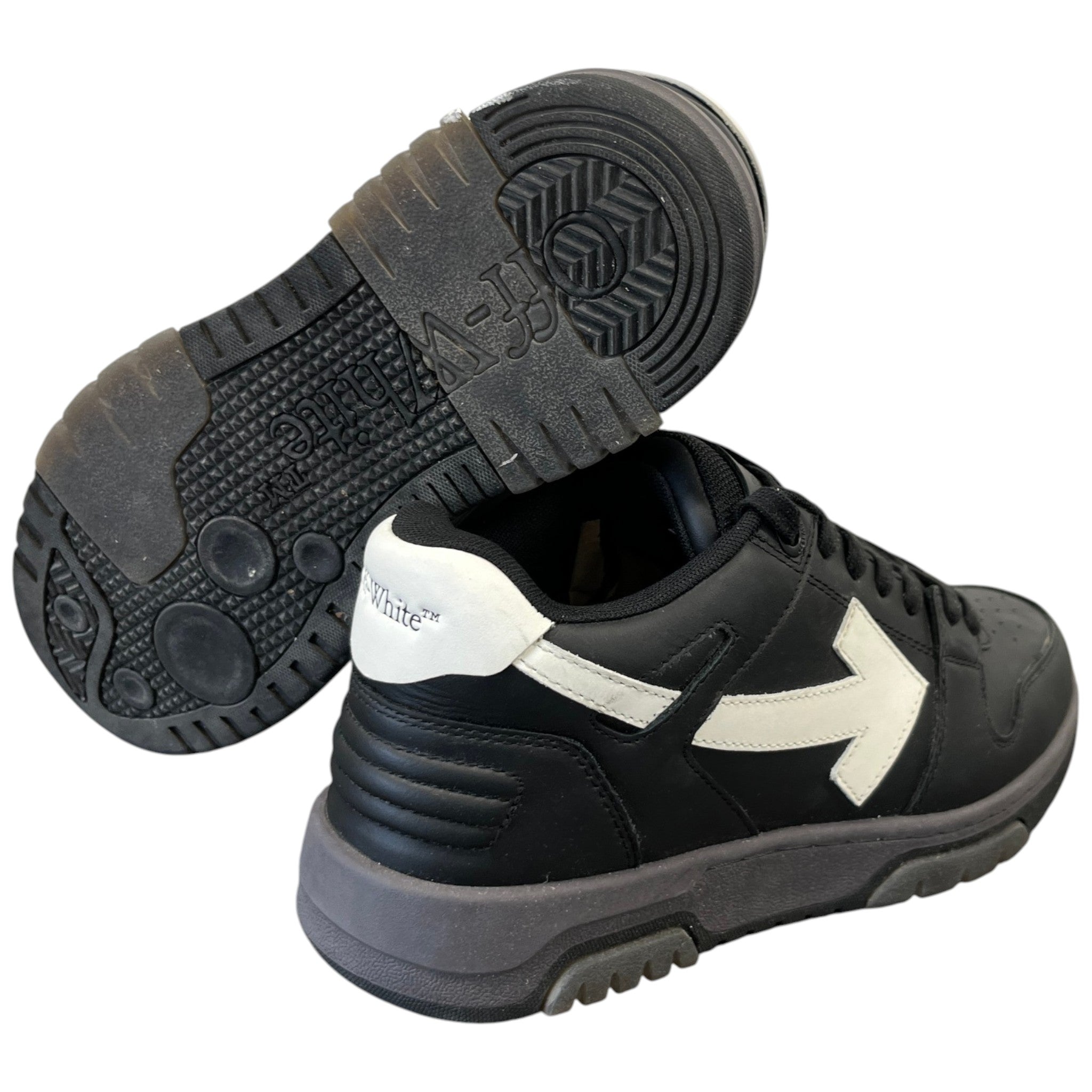 Men's Out Of Office Low Trainers Black Size EU 40 / UK 6
