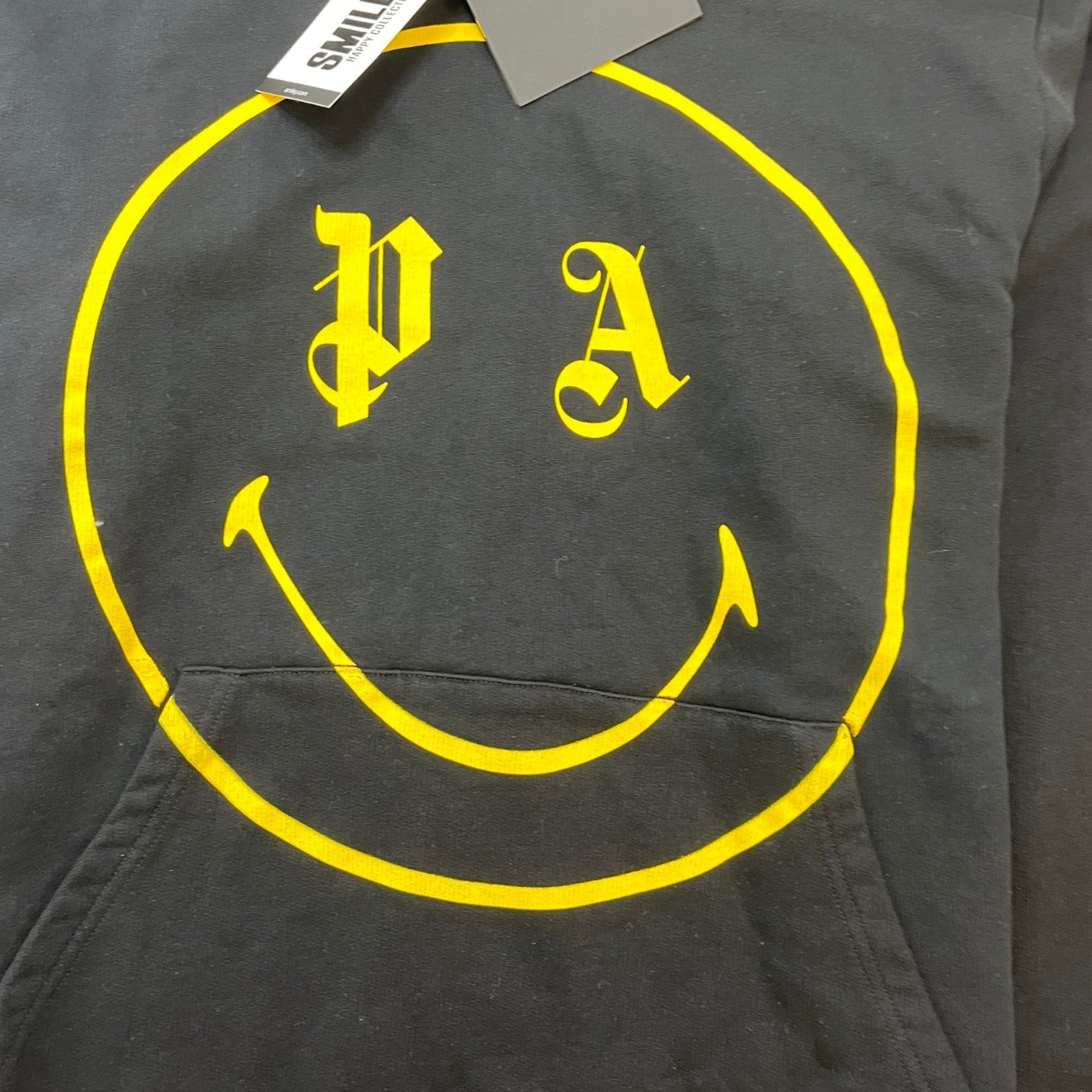 Men's Smiley Logo Hoodie Black Size L